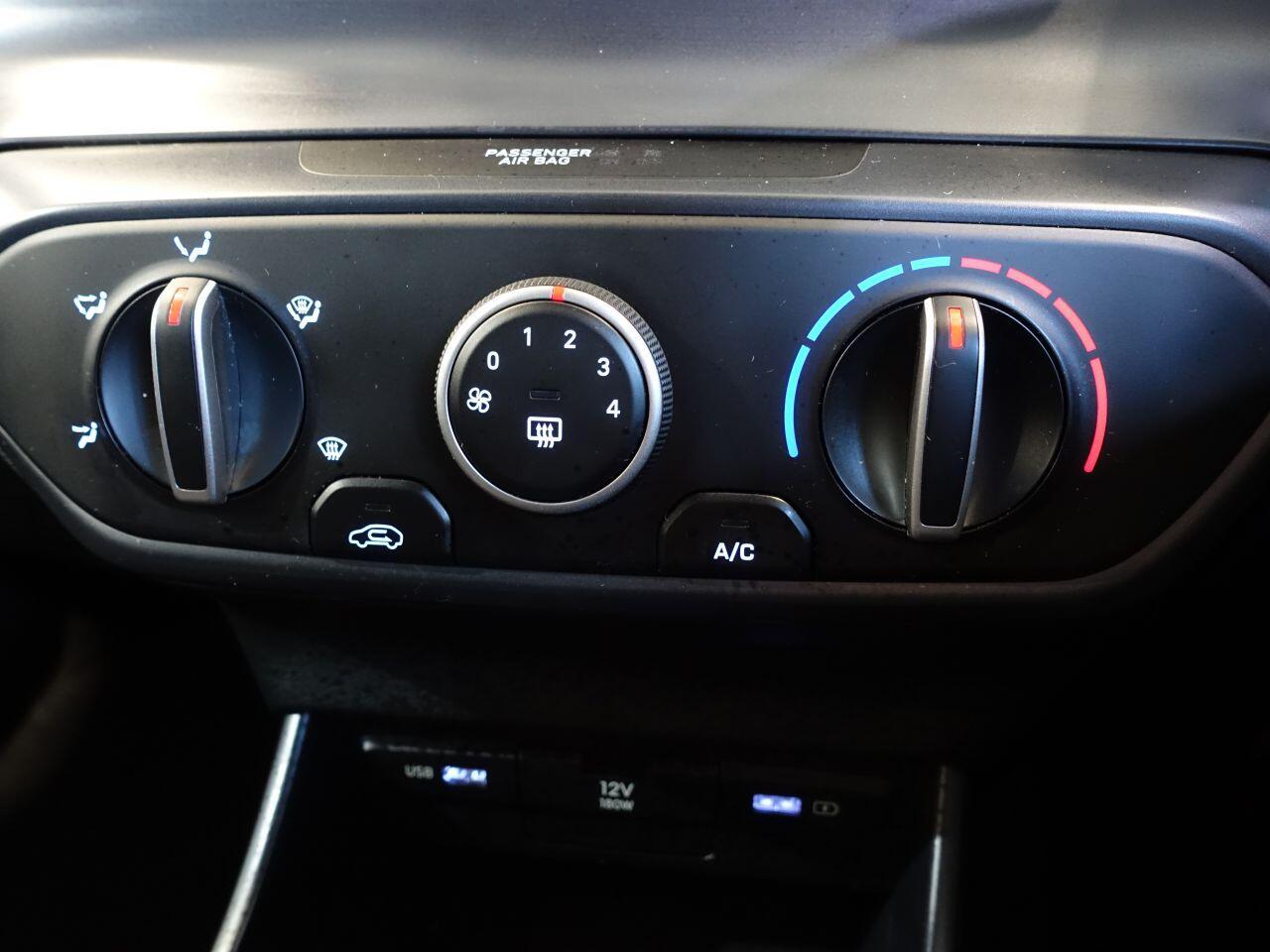 Hyundai i20 - Image 13