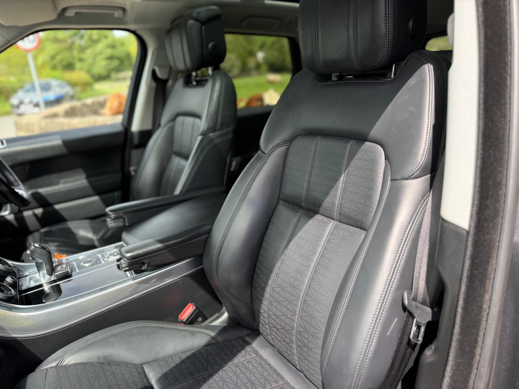 Land Rover RANGE ROVER SPORT - Image 45