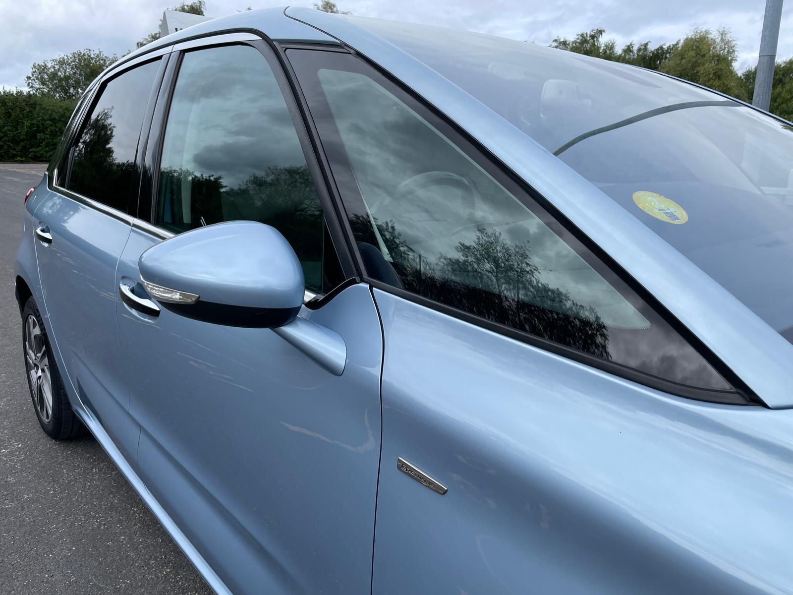 Citroen C4 Picasso - Image 13