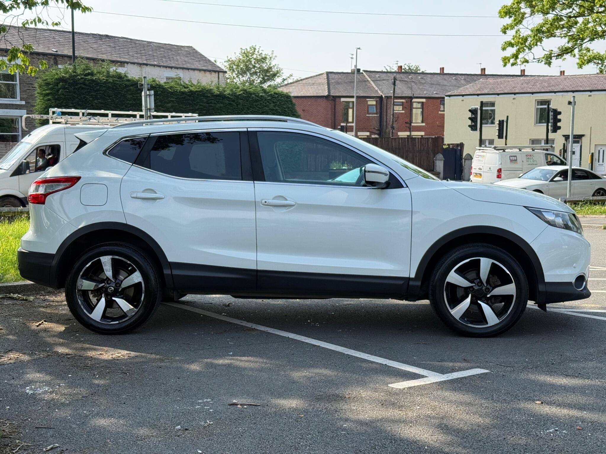 Nissan Qashqai - Image 7