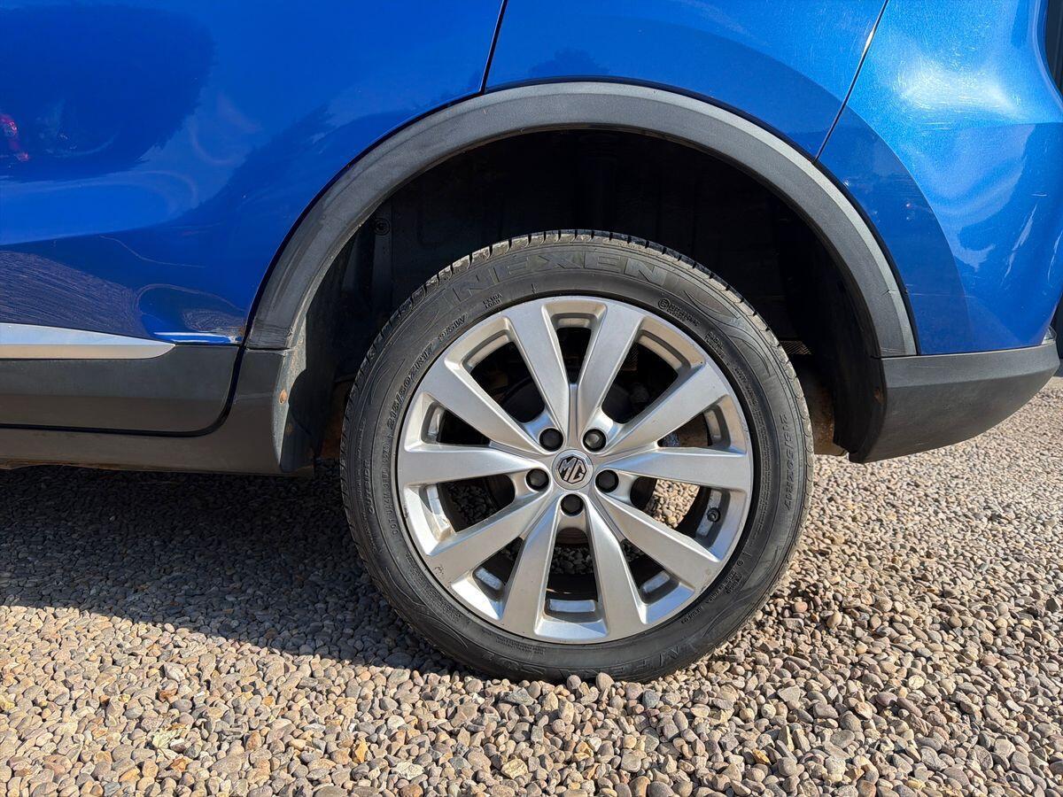 MG MG ZS - Image 5