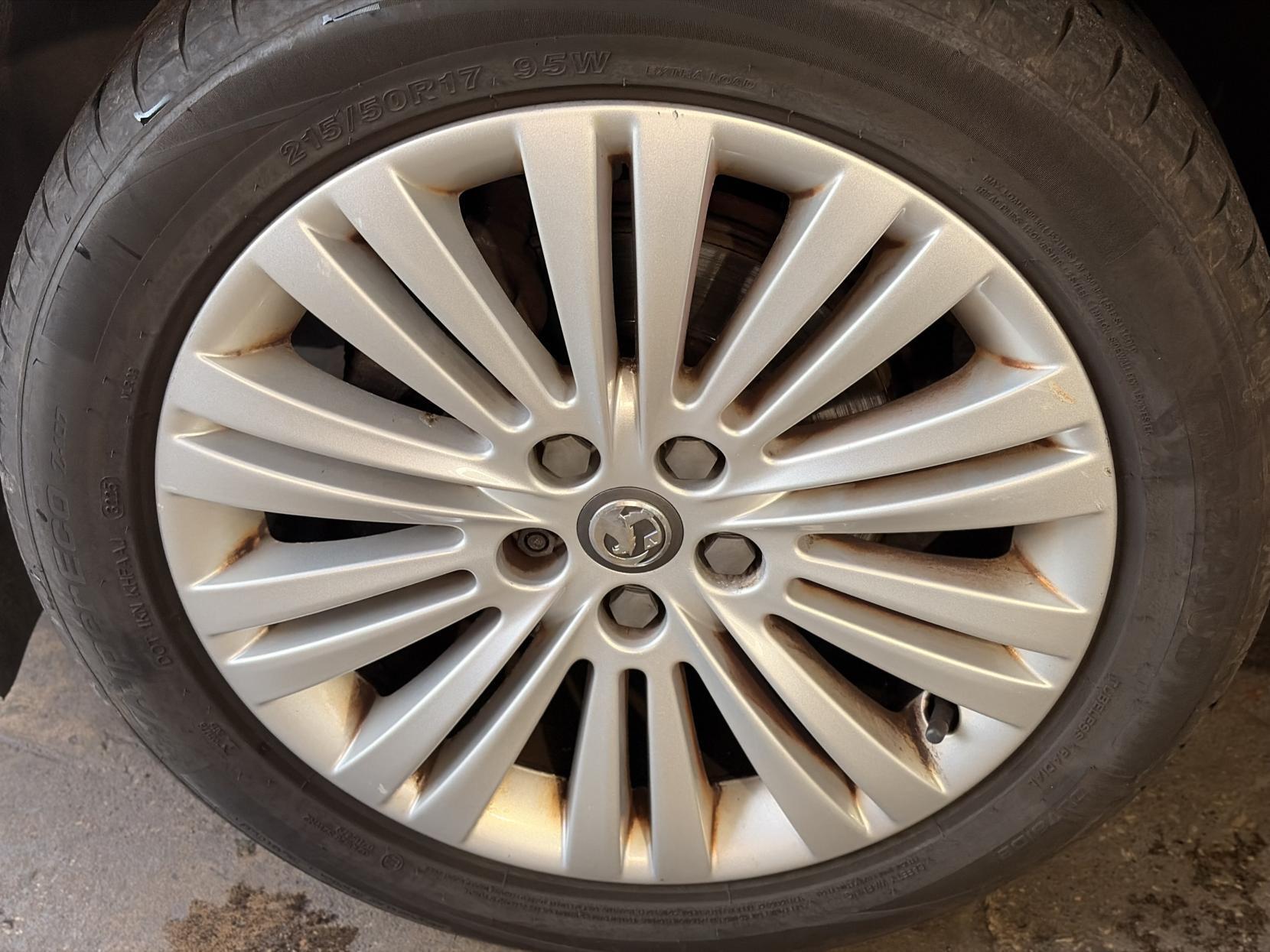 Vauxhall Astra - Image 19