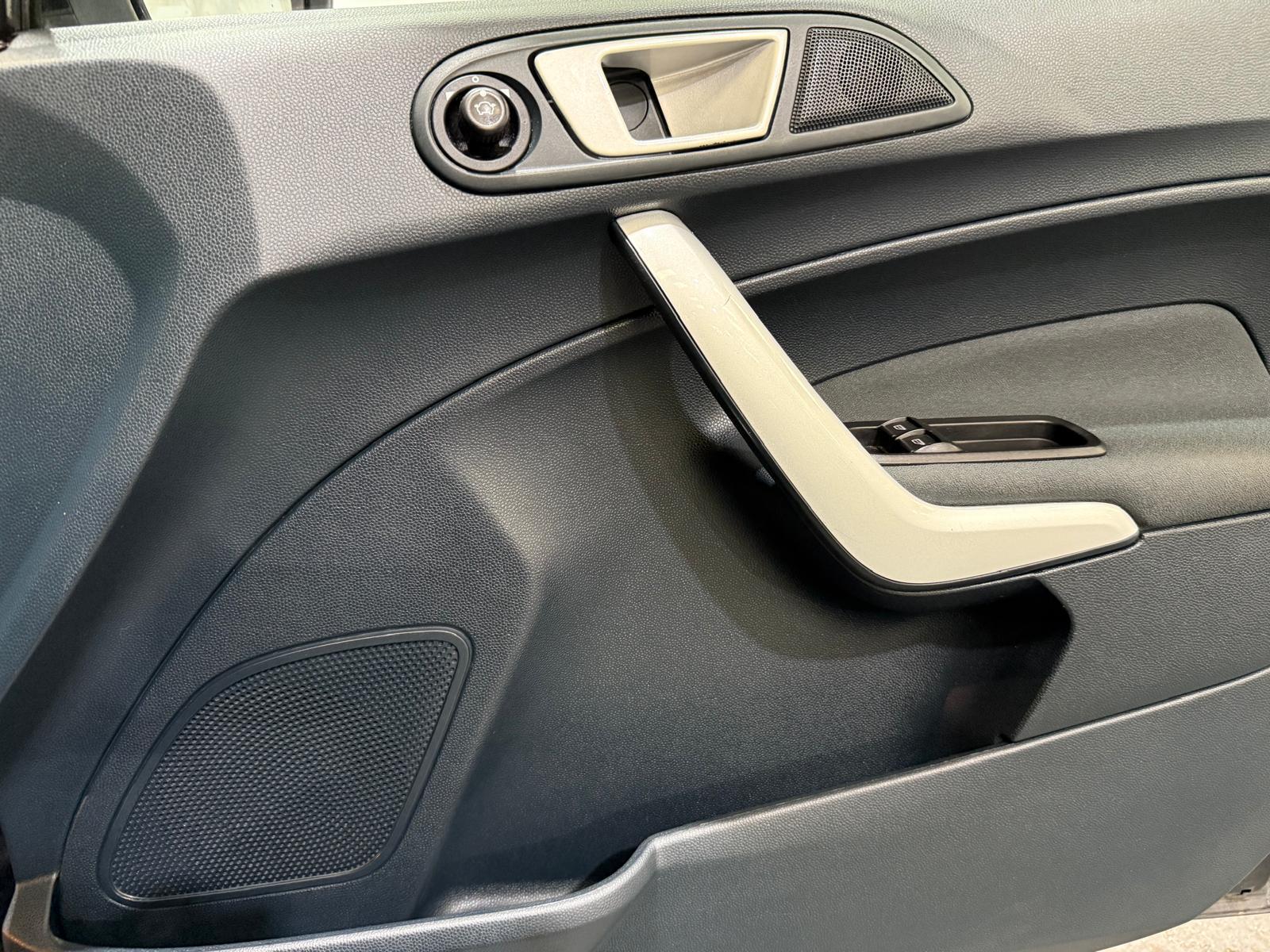 Ford Fiesta - Image 39