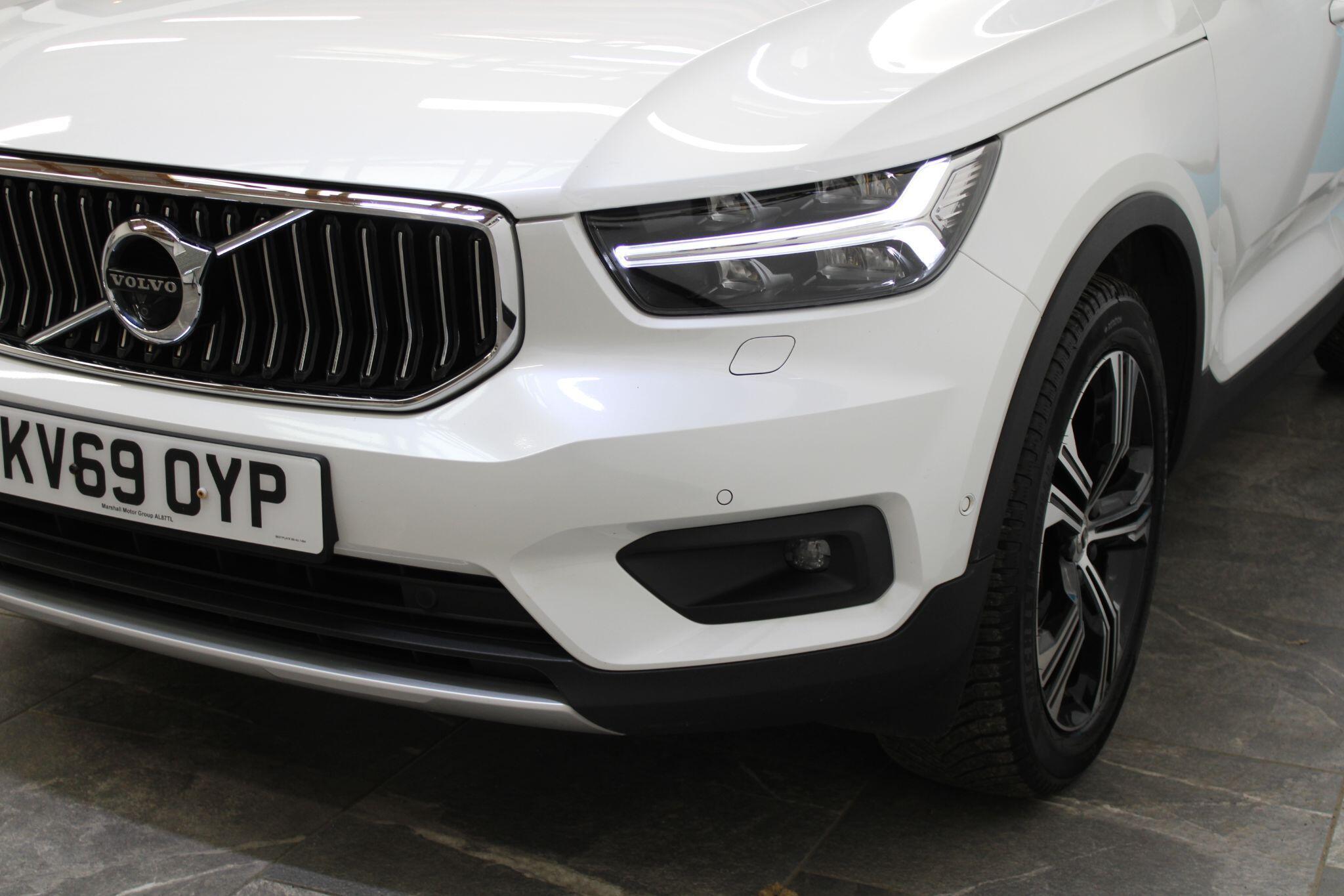 Volvo XC40 - Image 3