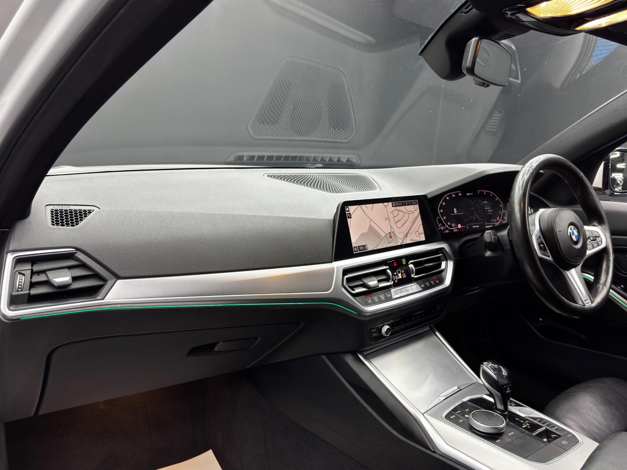 BMW 3 Series - Image 11