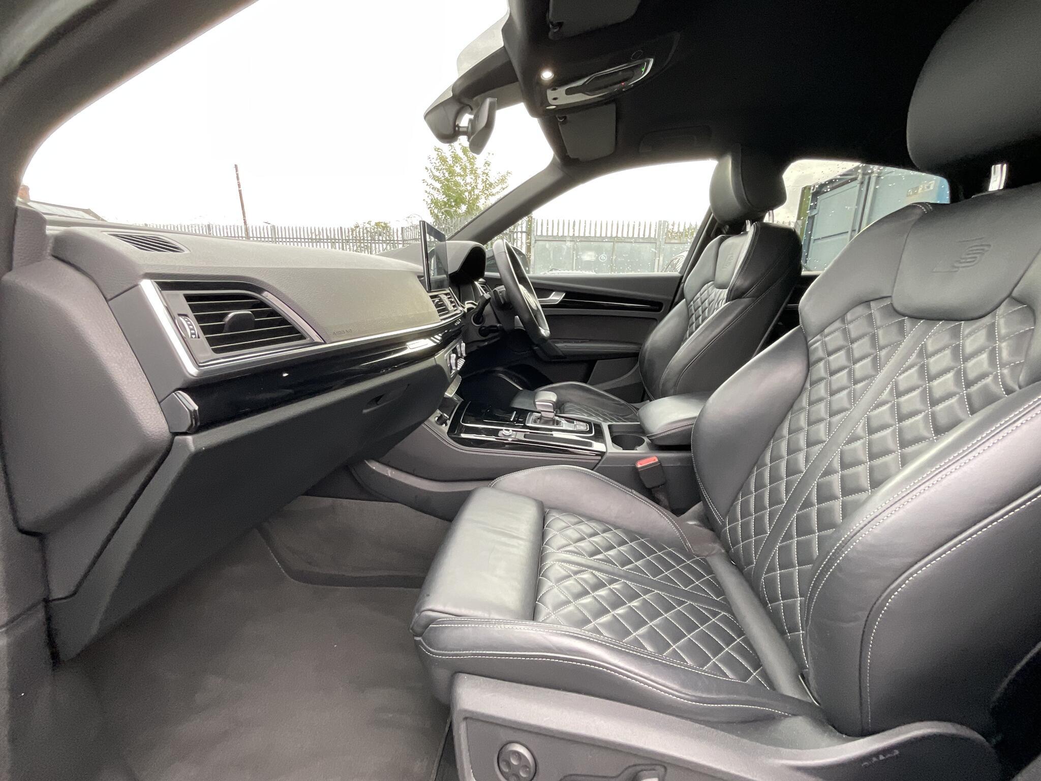 Audi Q5 - Image 19
