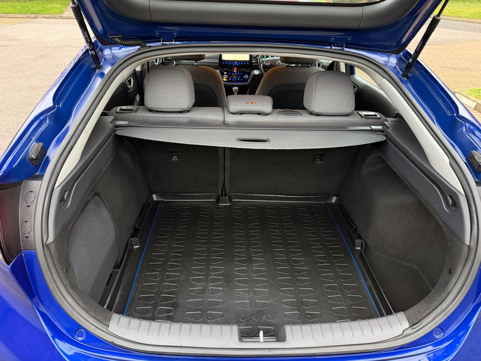 Hyundai Ioniq - Image 29