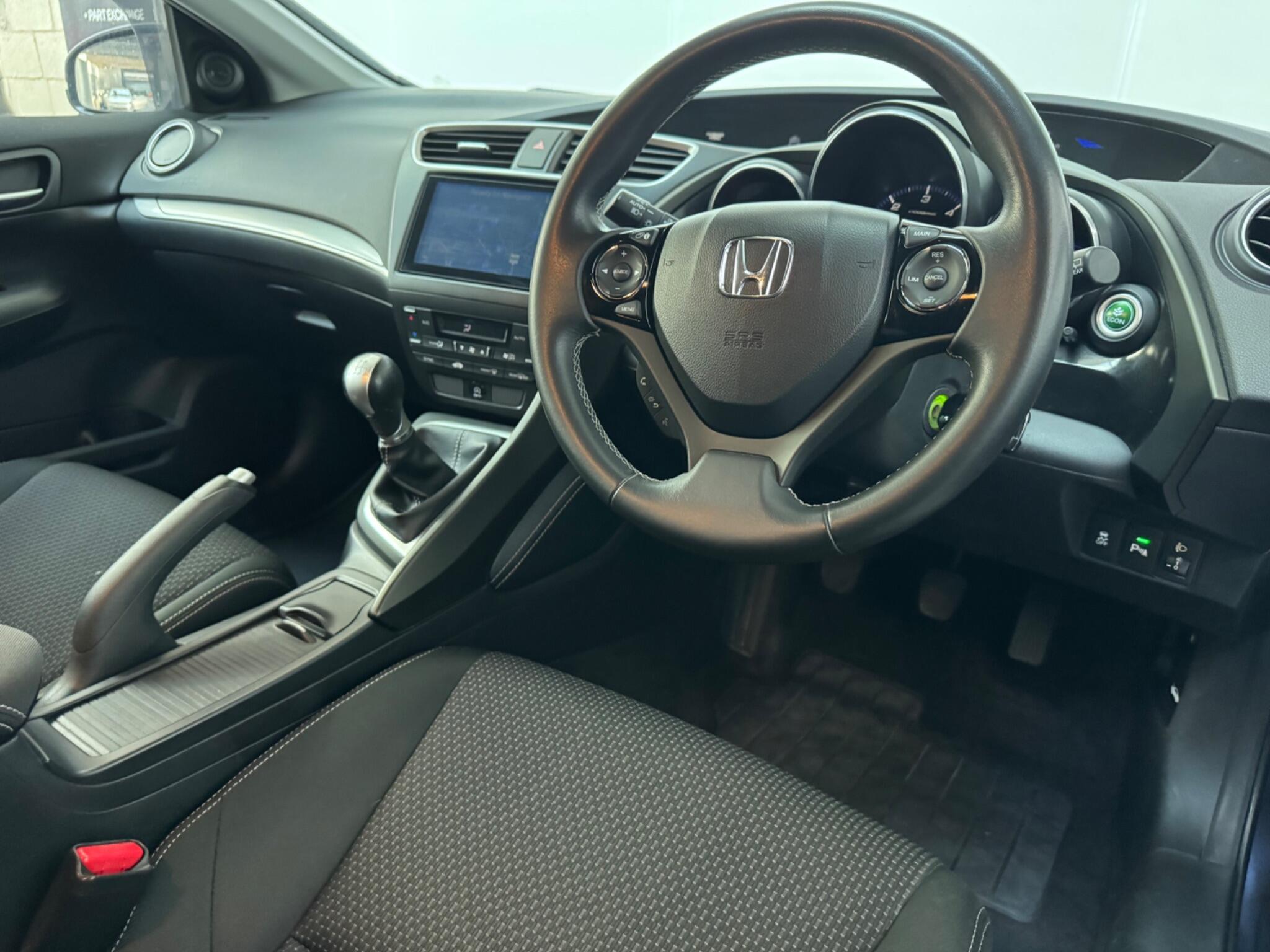 Honda Civic - Image 4