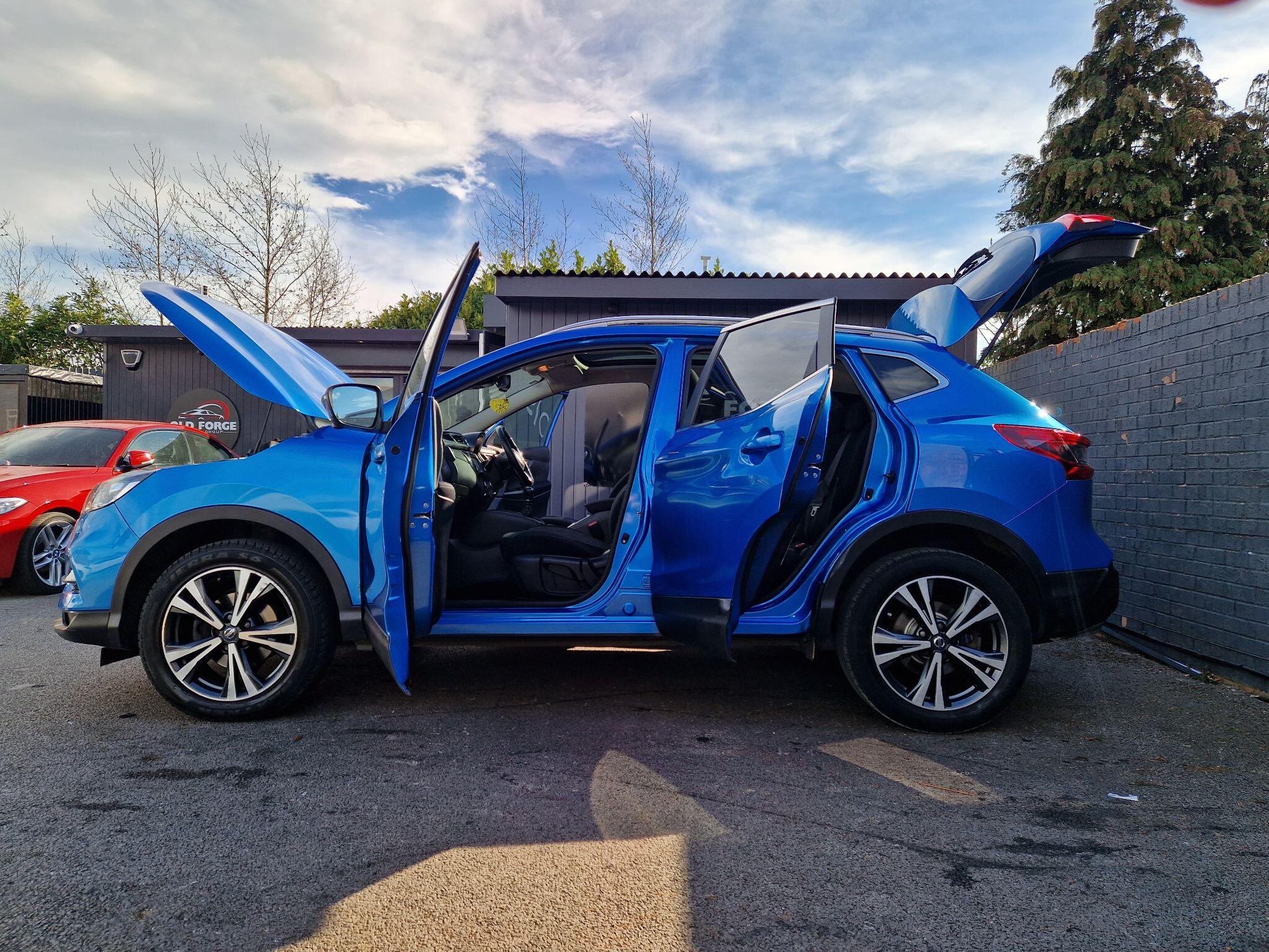 Nissan Qashqai - Image 26