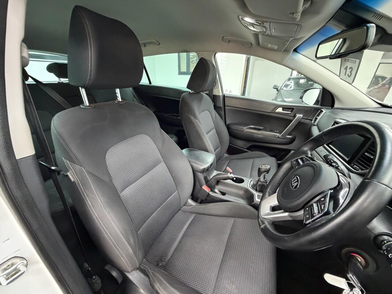 Kia Sportage - Image 17