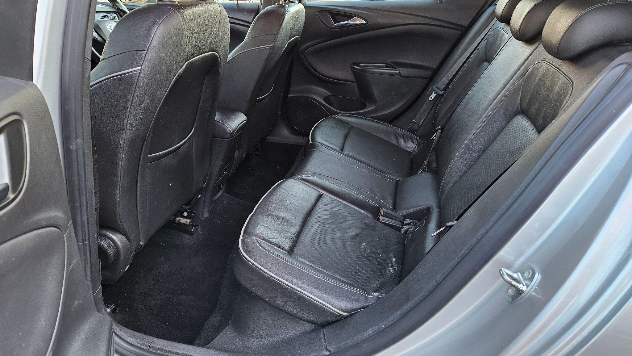 Vauxhall Astra - Image 37