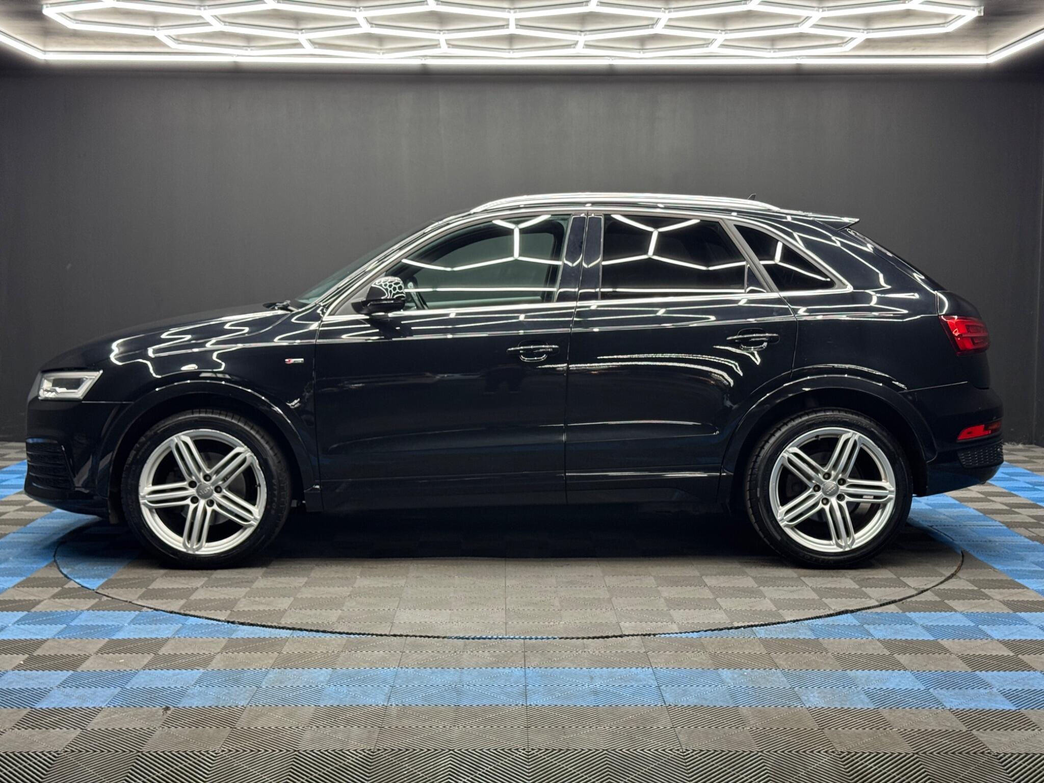 Audi Q3 - Image 8