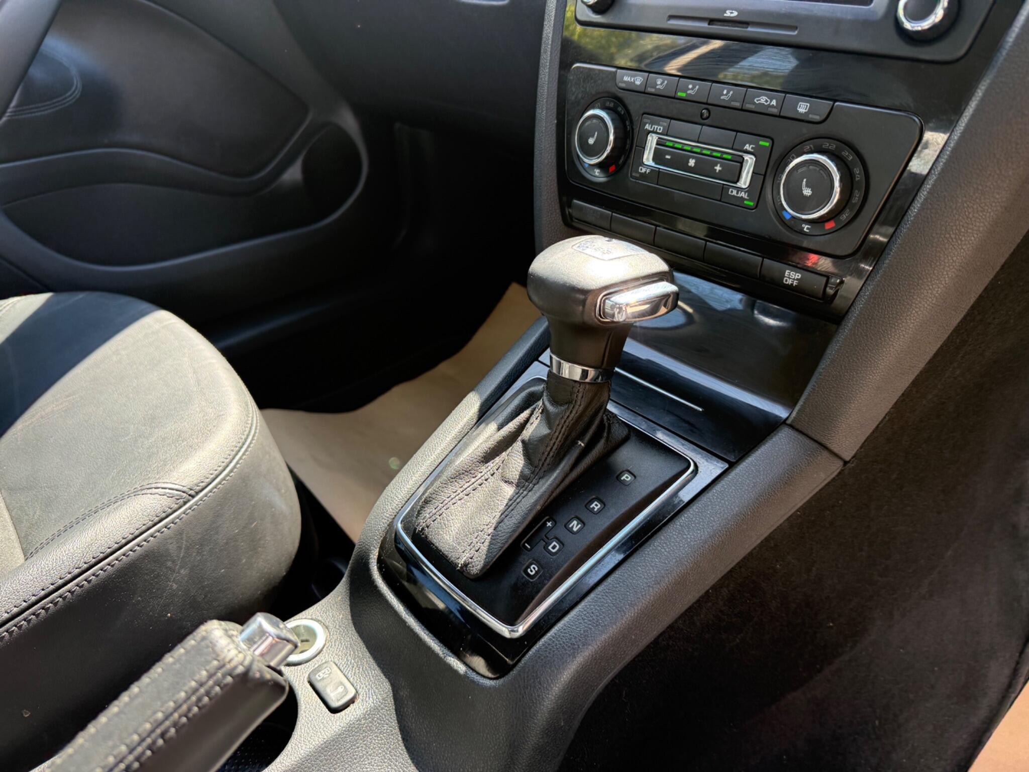 Skoda Octavia - Image 25