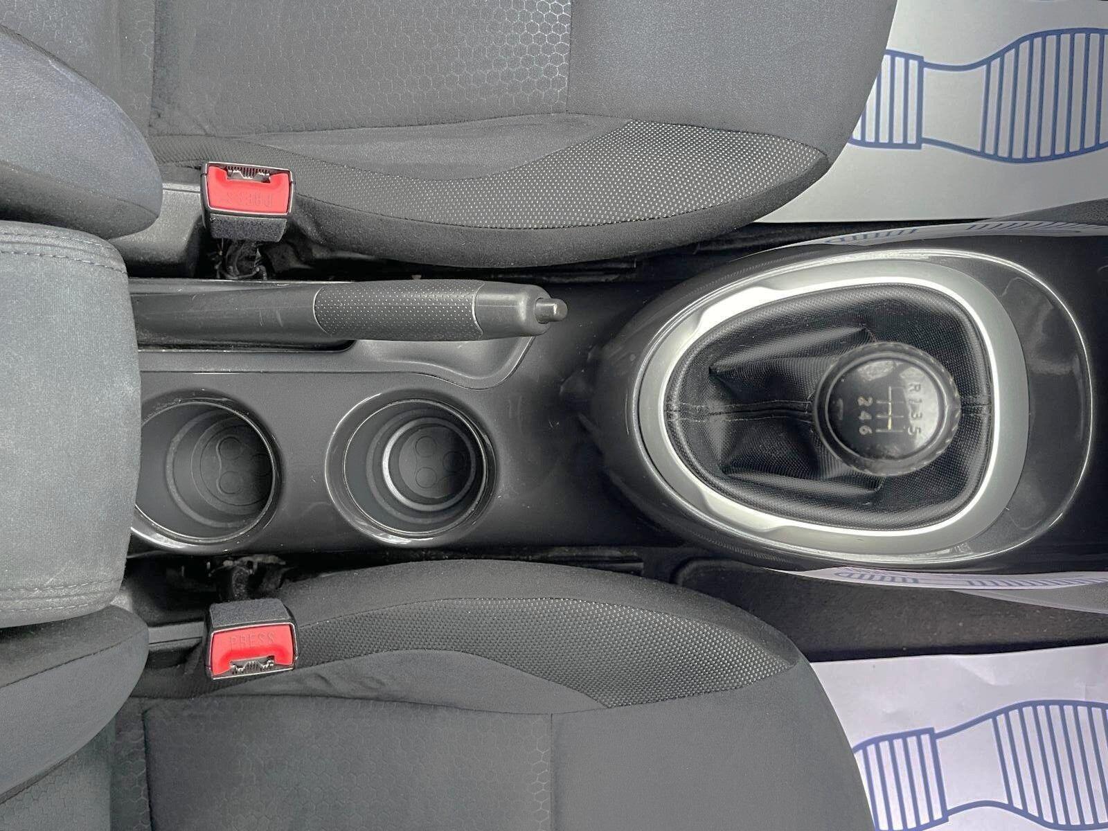 Nissan Juke - Image 54