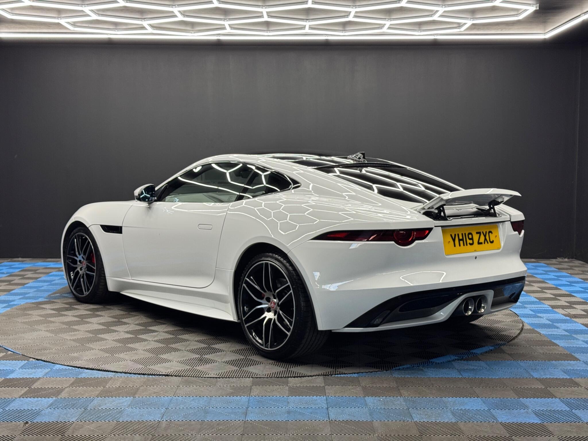 Jaguar F-Type - Image 7