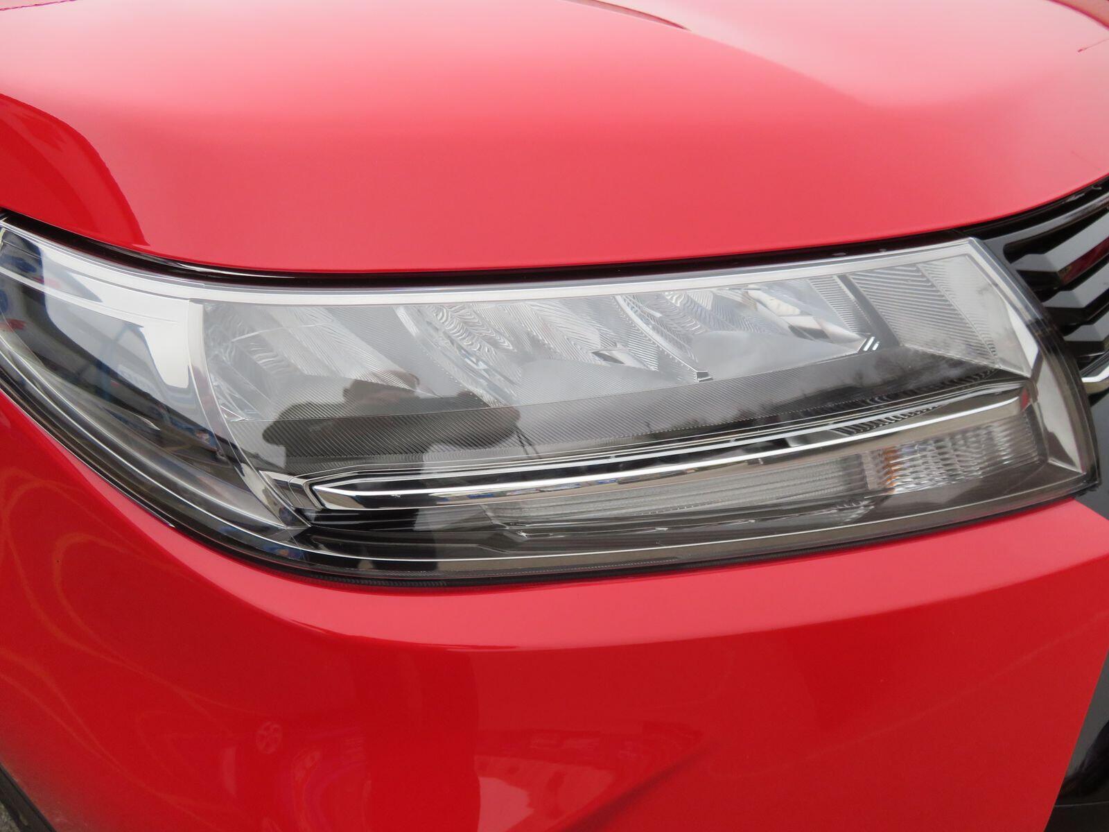 Suzuki Vitara - Image 12