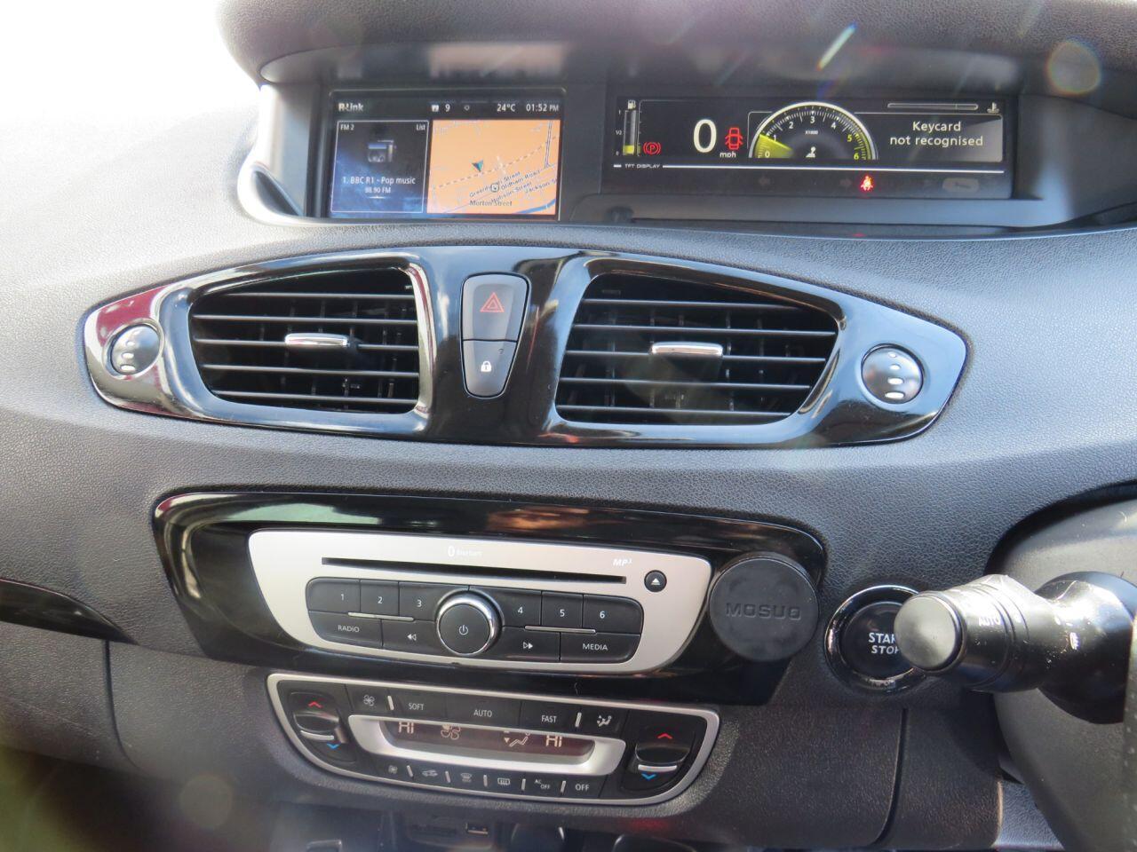 Renault Grand Scenic - Image 17