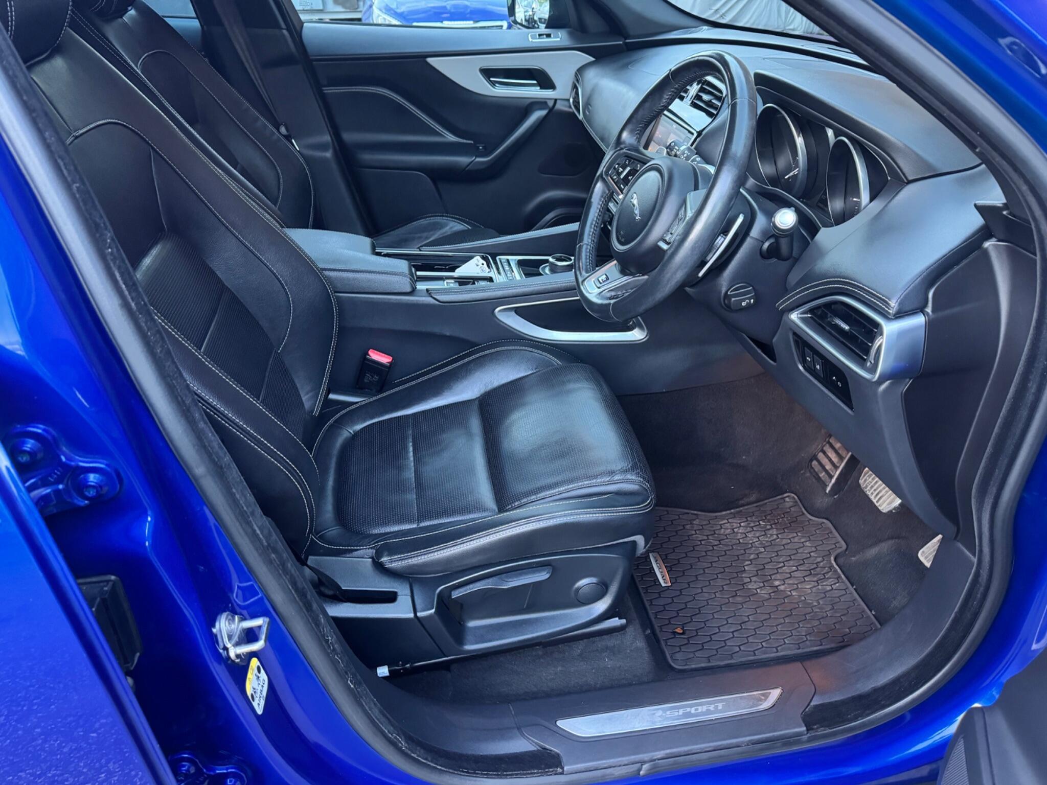 Jaguar F-Pace - Image 28