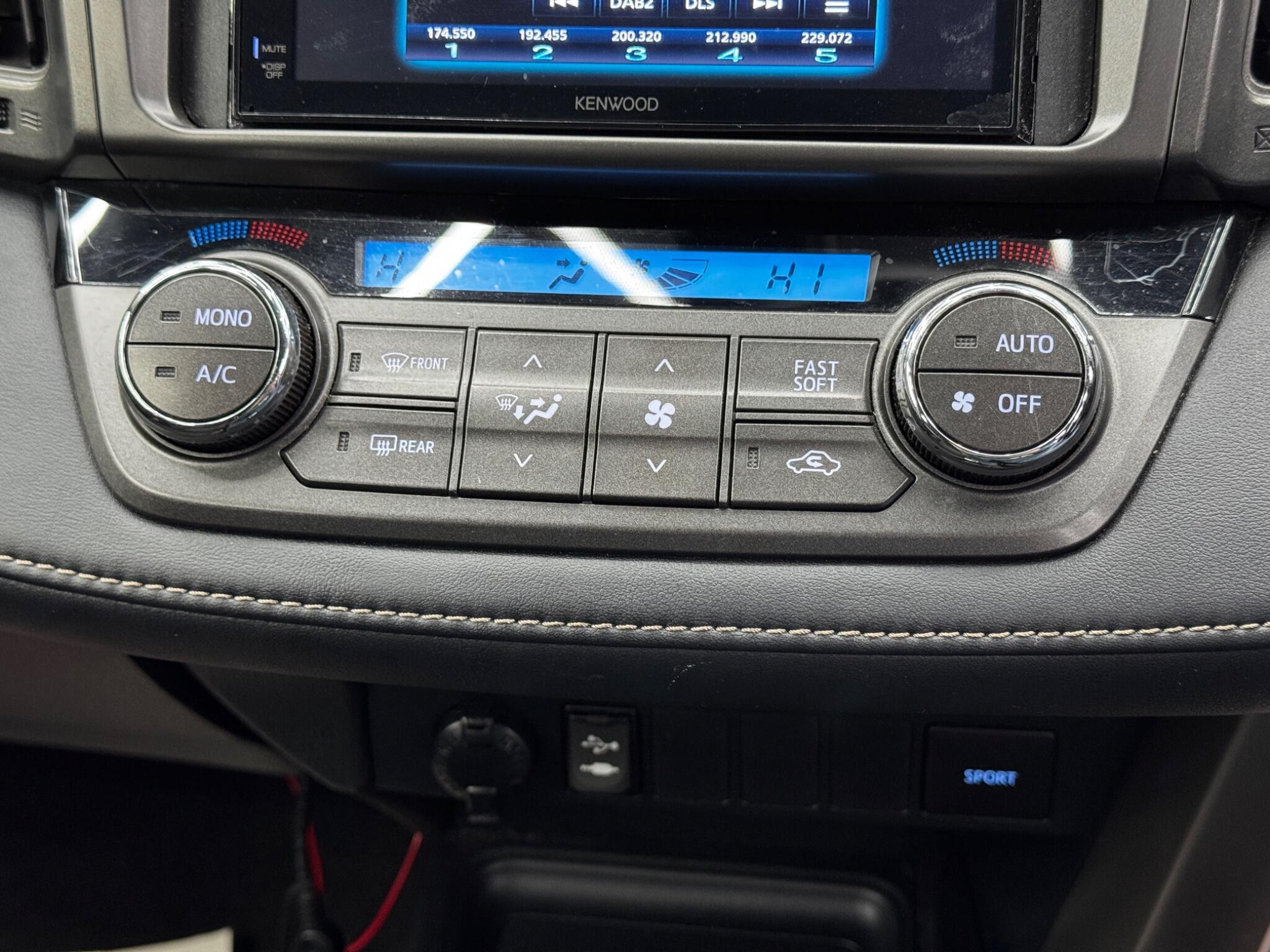 Toyota RAV4 - Image 24