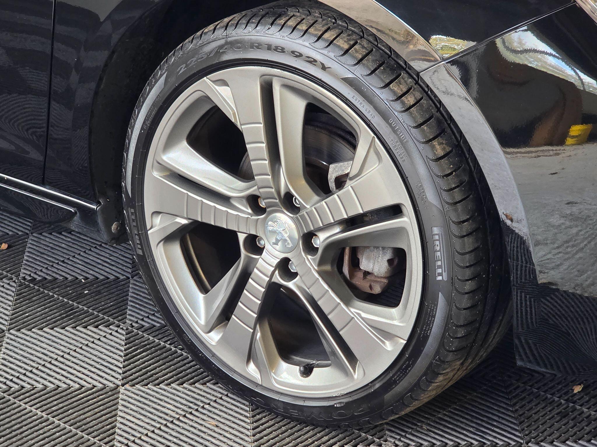 Peugeot 308 - Image 10