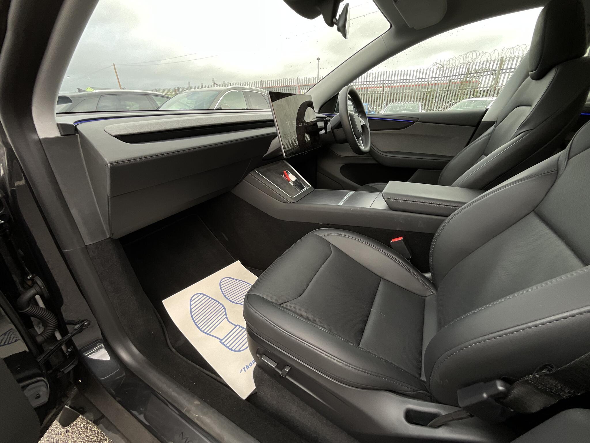 Tesla Model Y - Image 16
