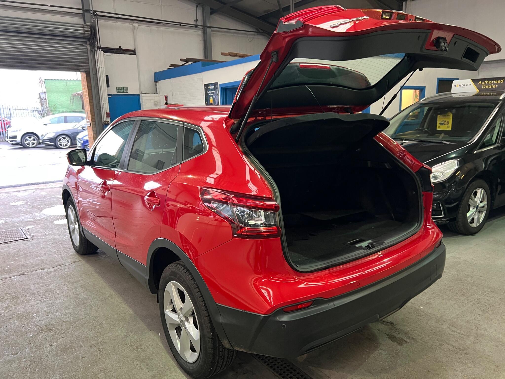 Nissan Qashqai - Image 19