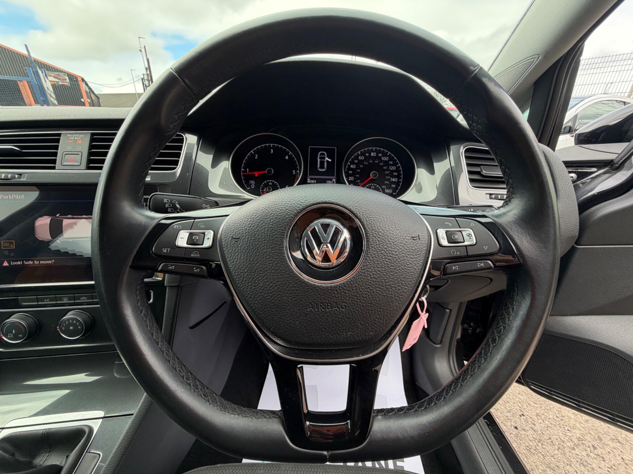 Volkswagen Golf - Image 16