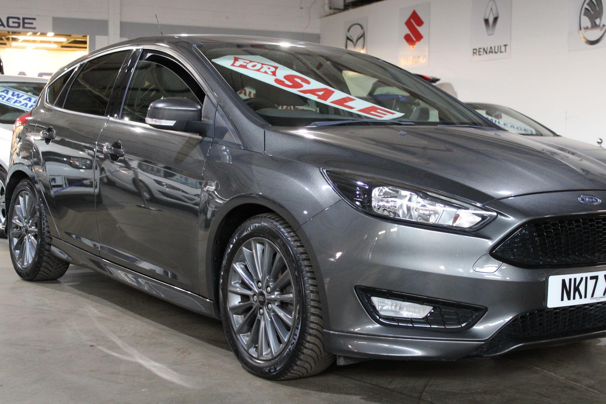 Ford Focus - Image 7