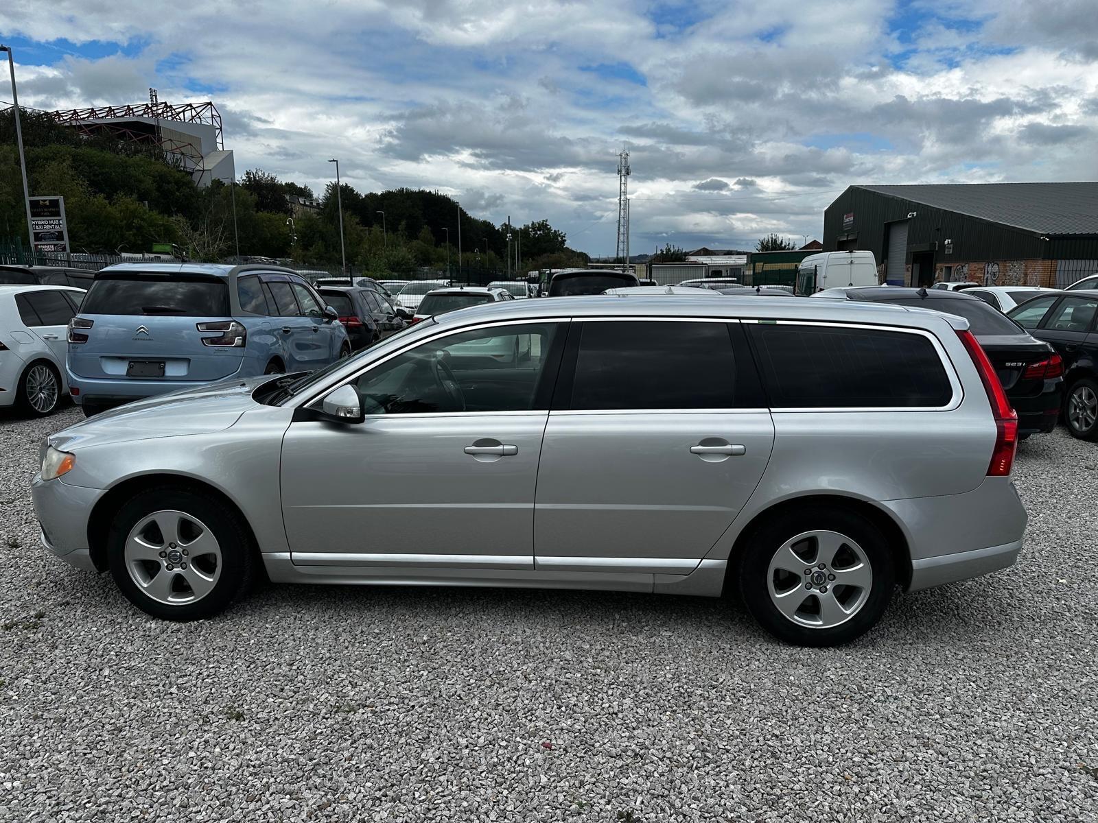 Volvo V70 - Image 4
