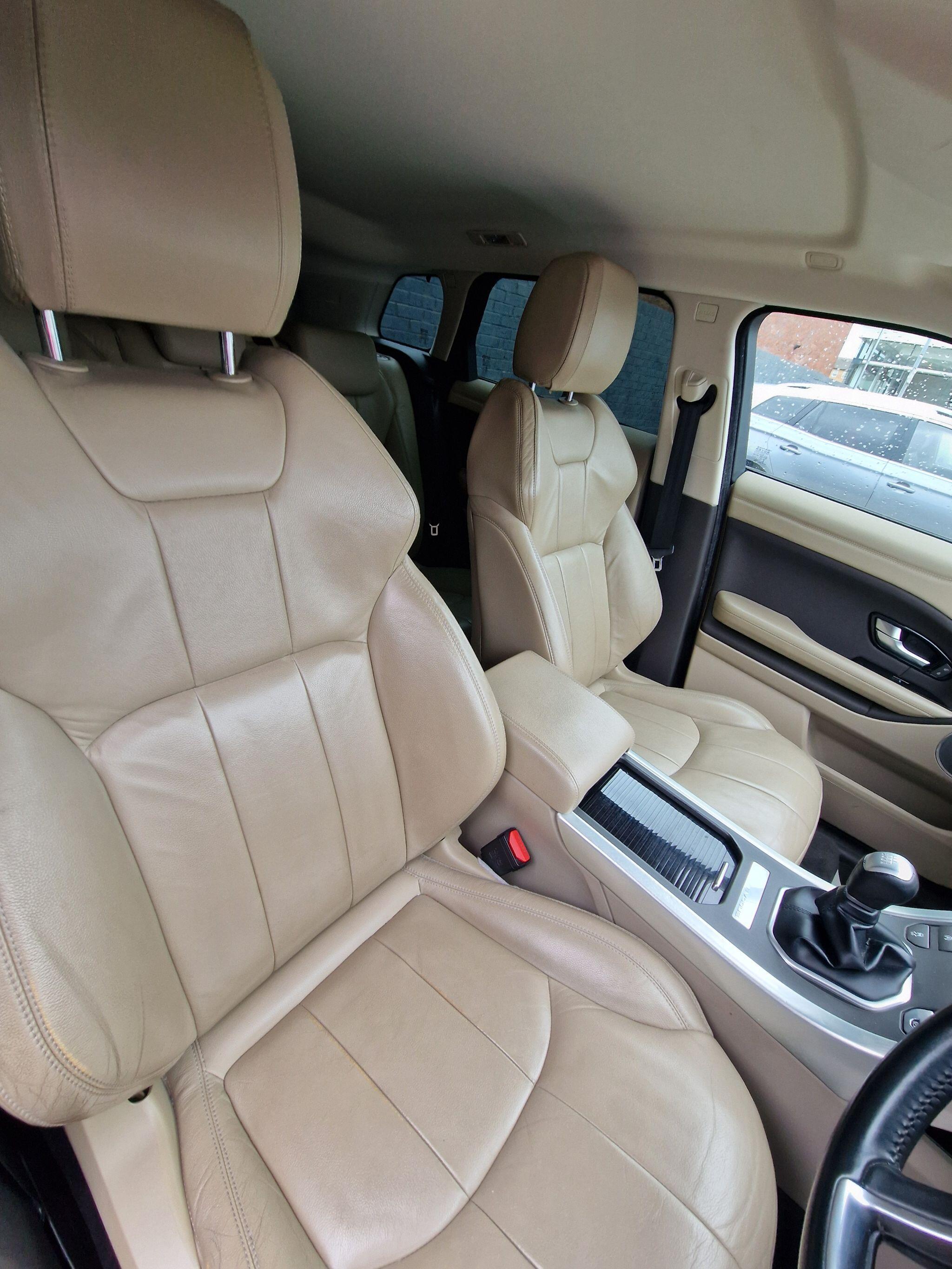 Land Rover Range Rover Evoque - Image 32