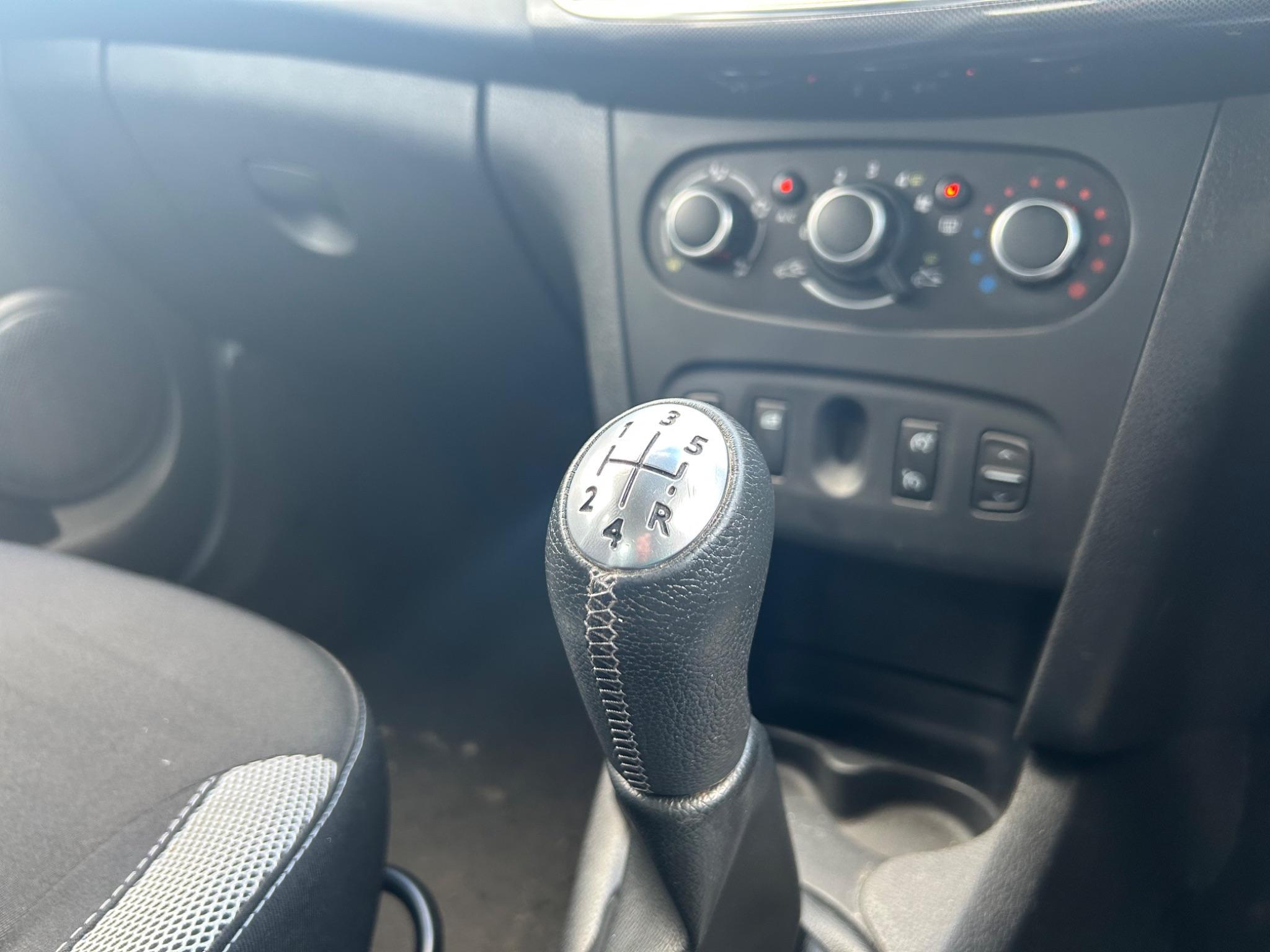 Dacia Sandero Stepway - Image 25