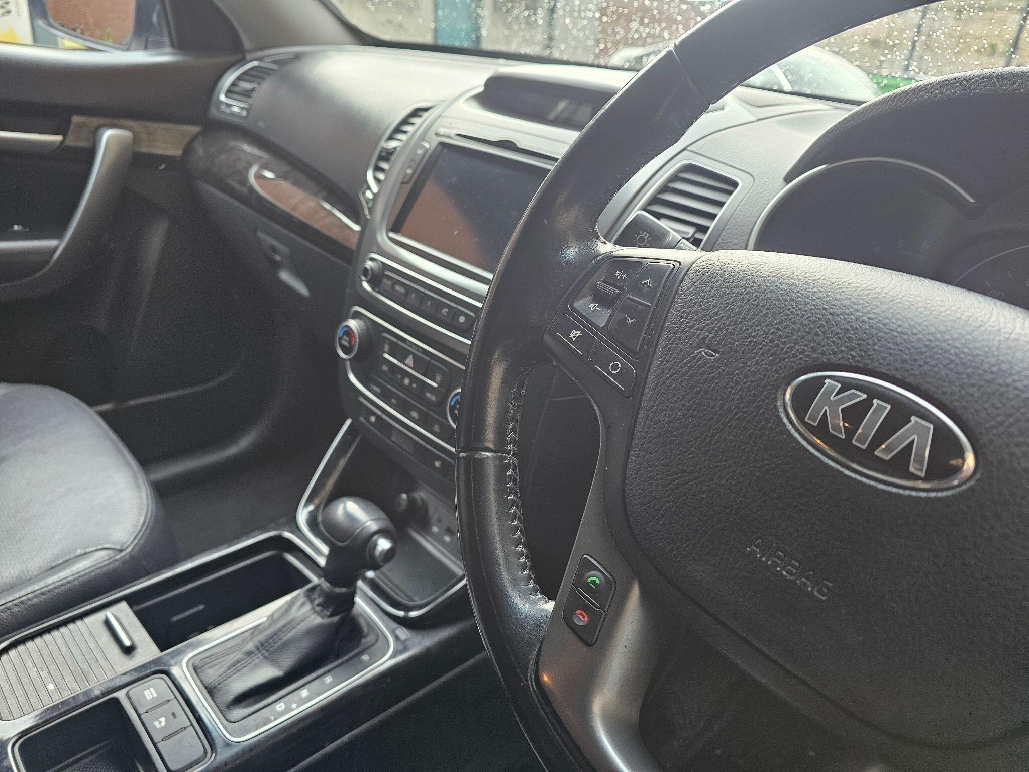 Kia Sorento - Image 30