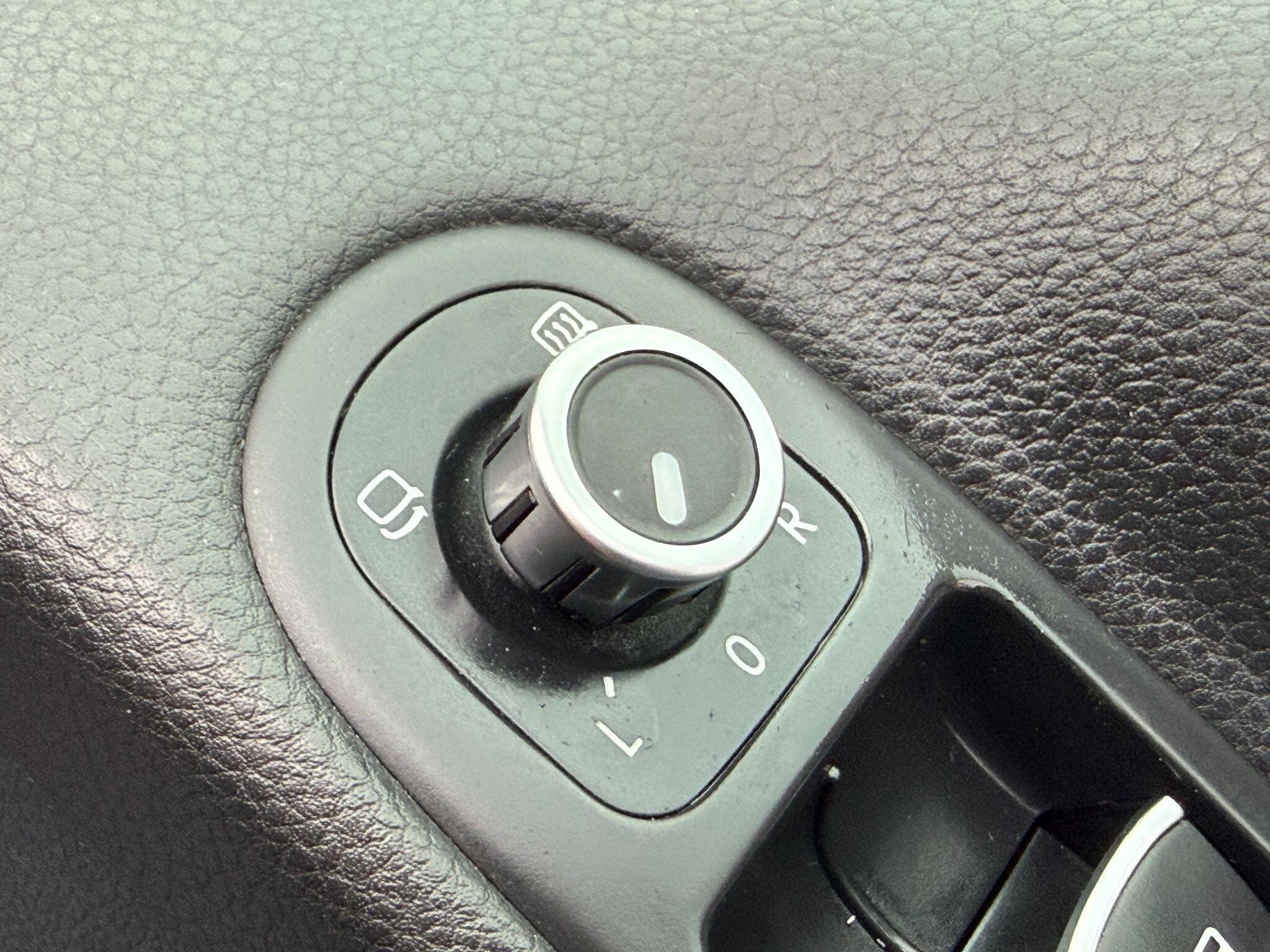 Volkswagen Golf - Image 66