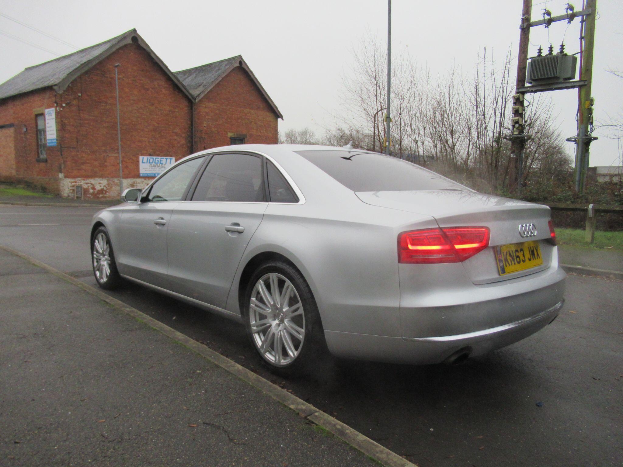 Audi A8 - Image 4