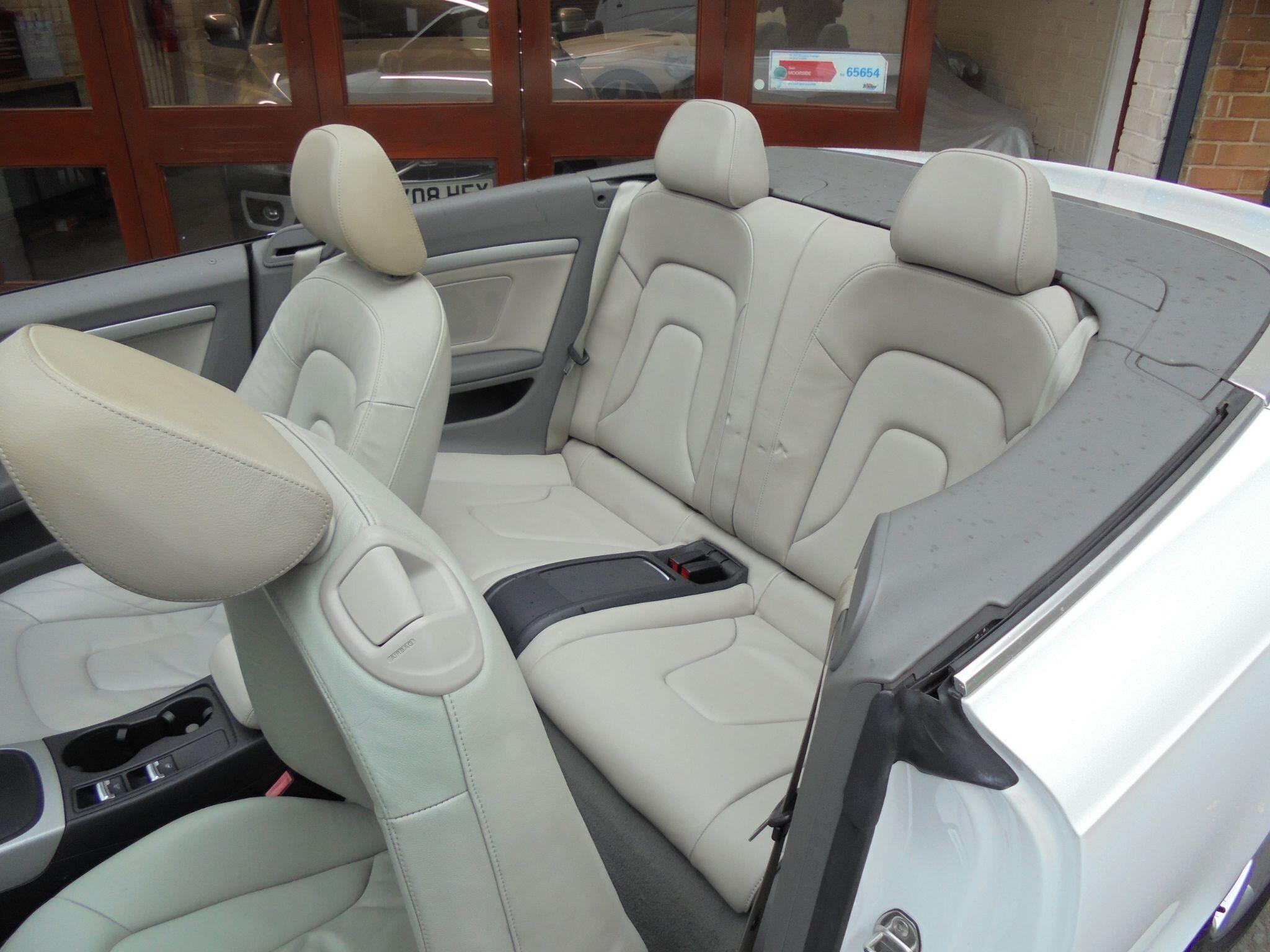 Audi A5 CABRIOLET - Image 15