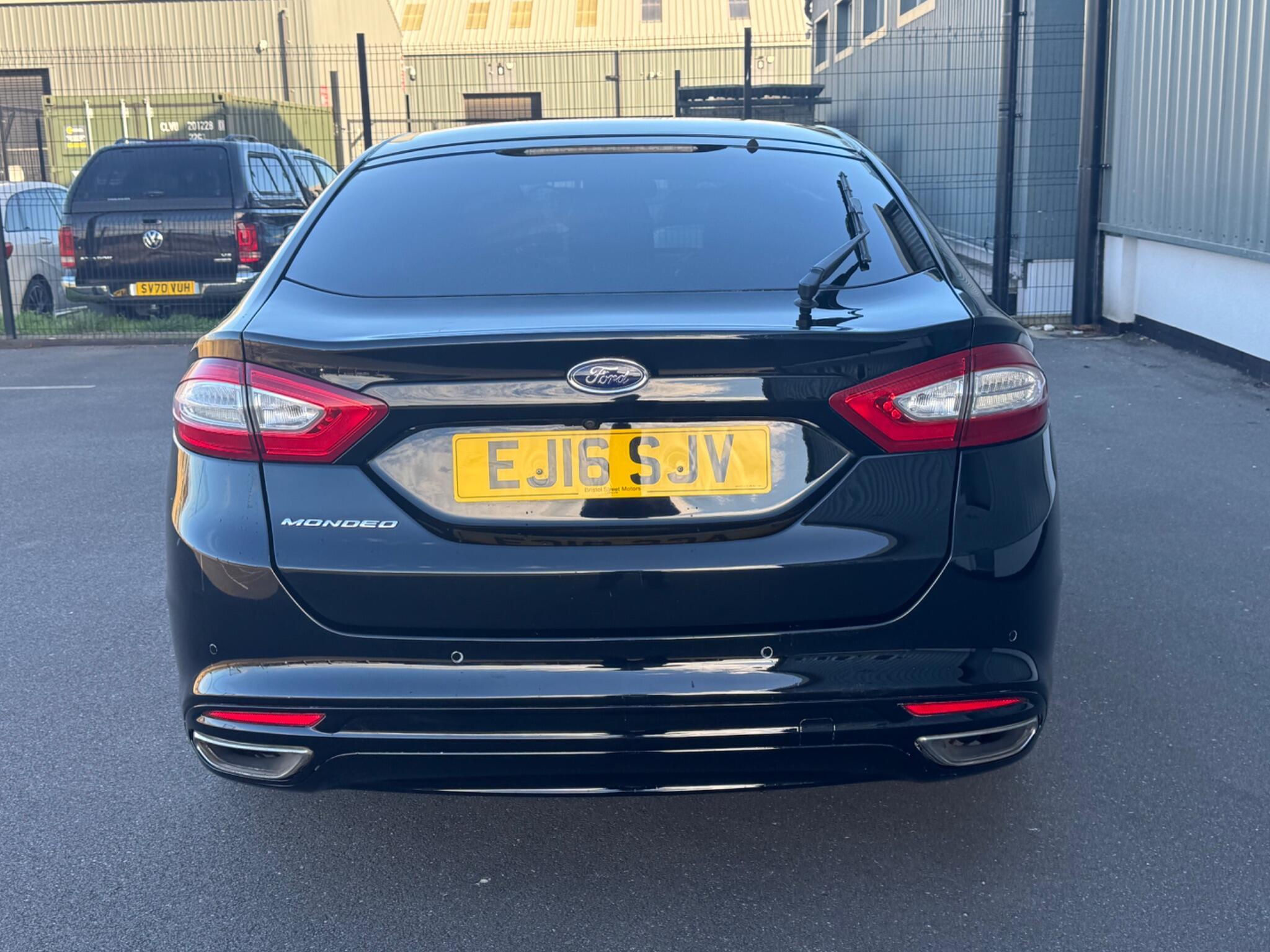 Ford Mondeo - Image 4
