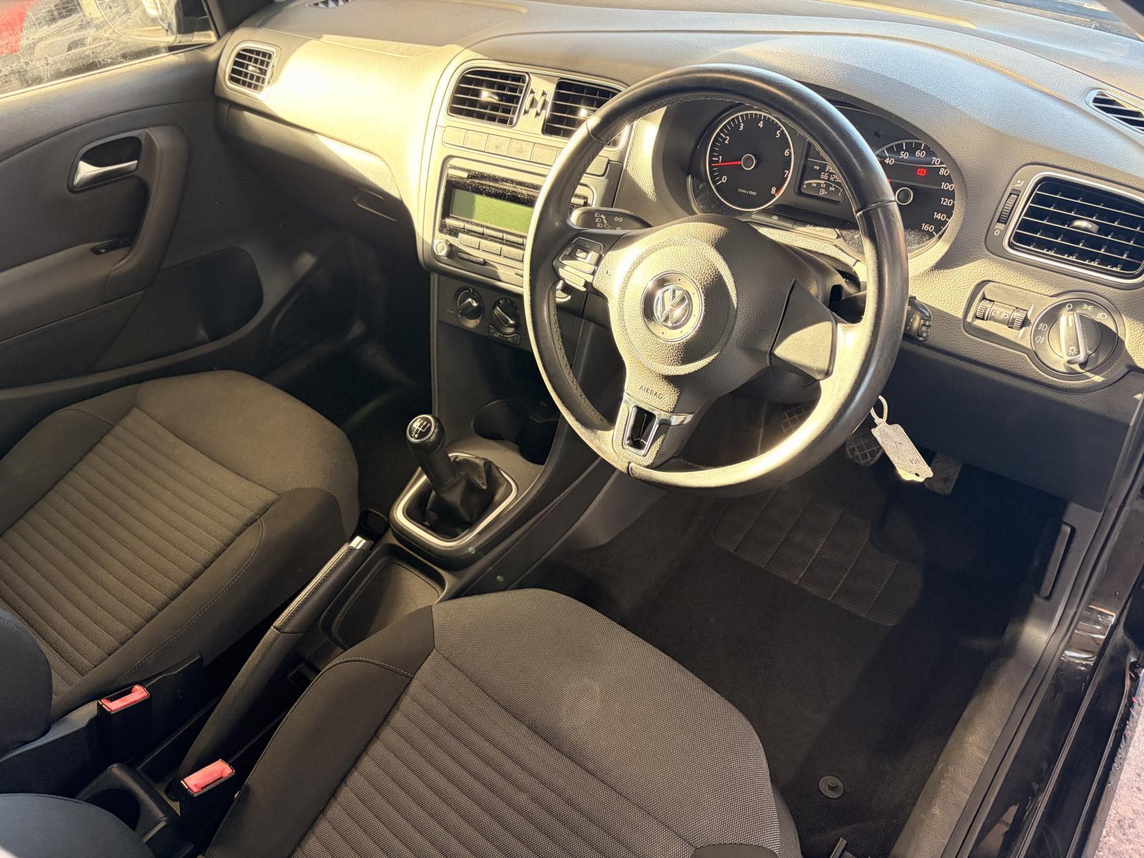 Volkswagen Polo - Image 17