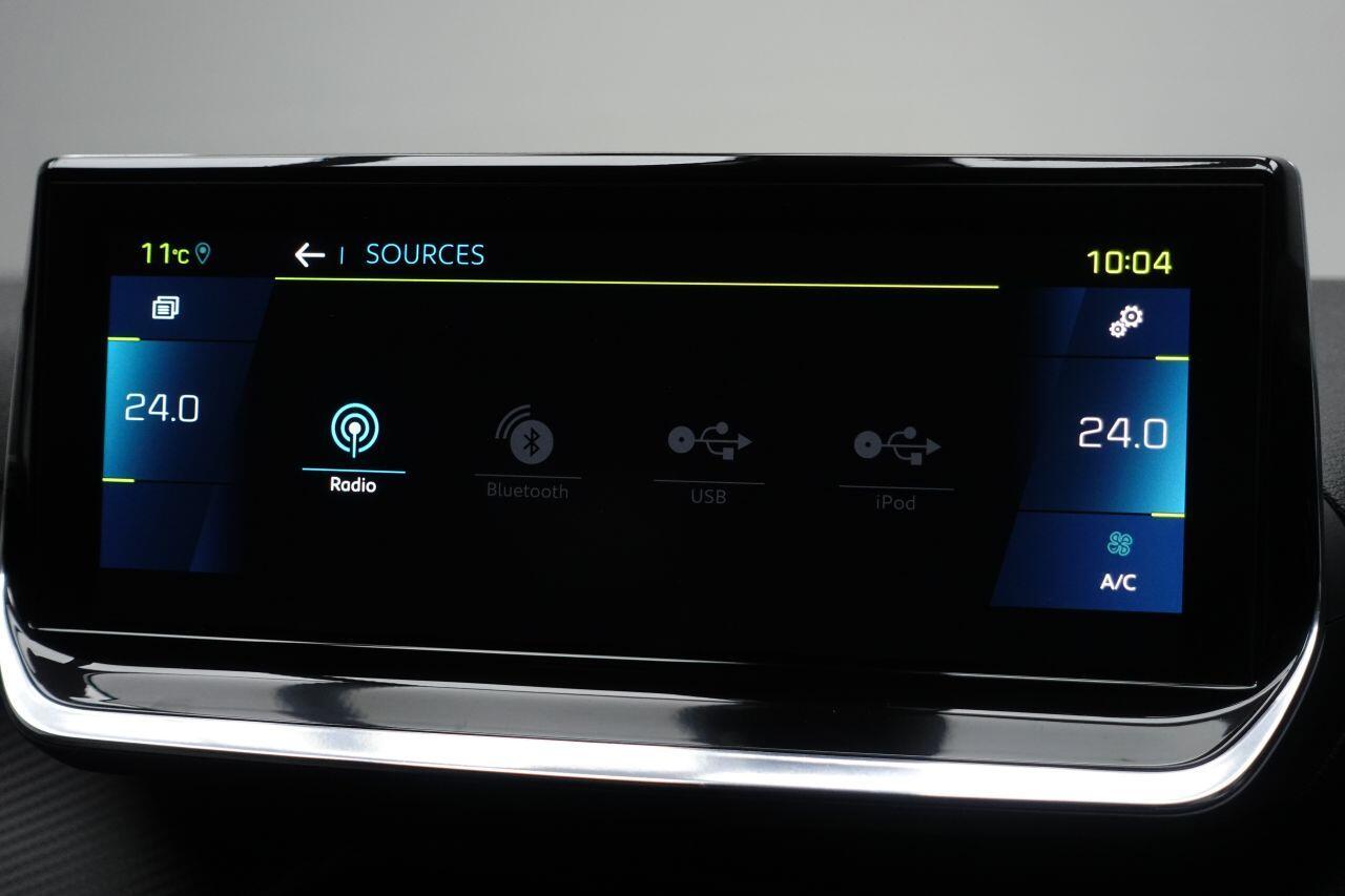 Peugeot E-2008 - Image 27