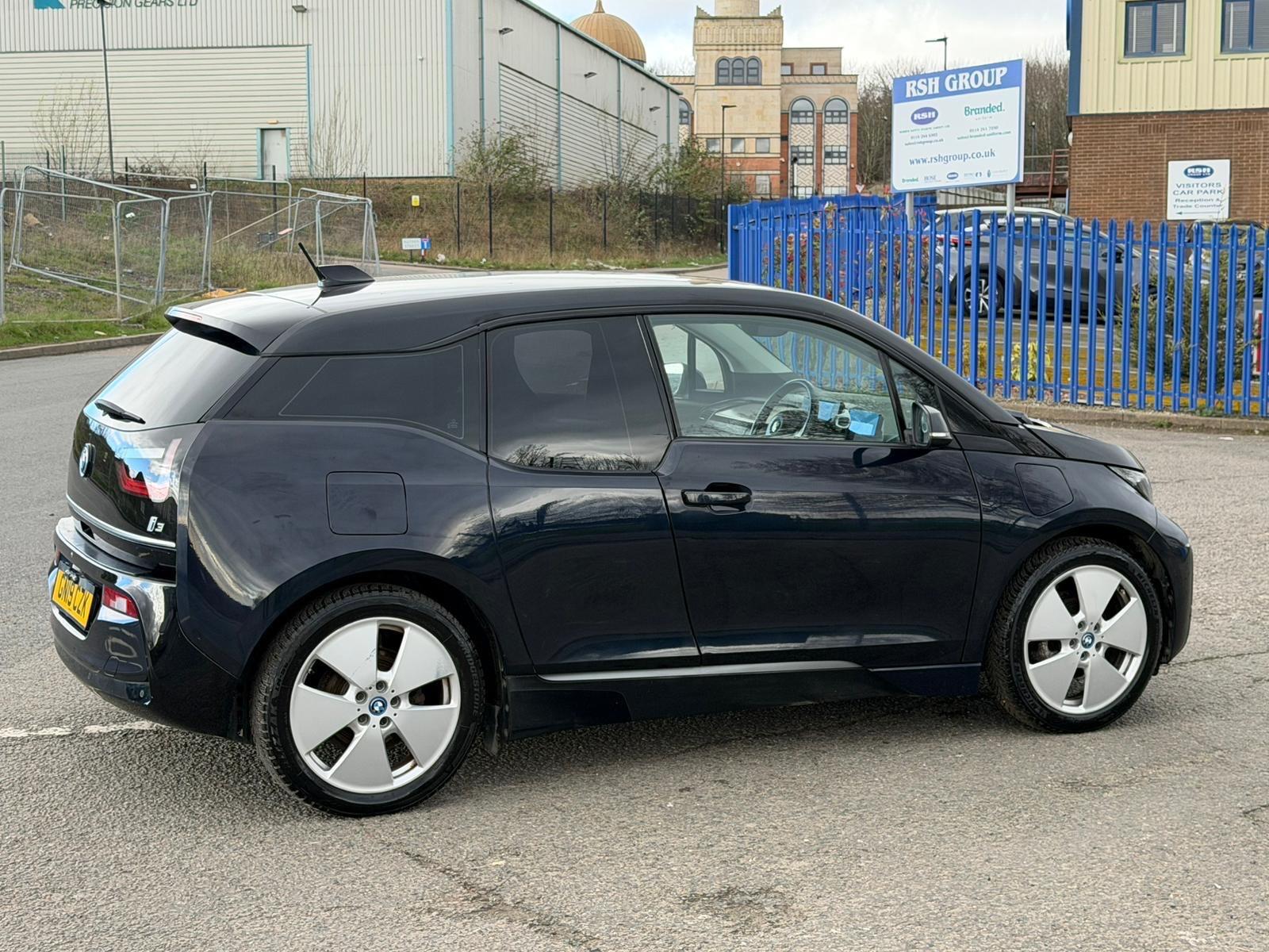 BMW i3 - Image 16