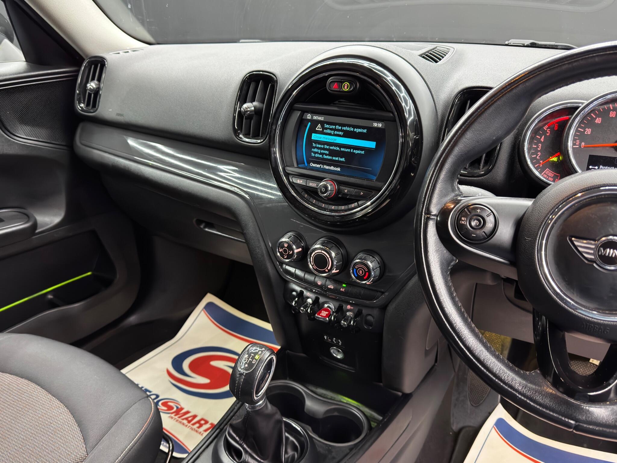 MINI Countryman - Image 23