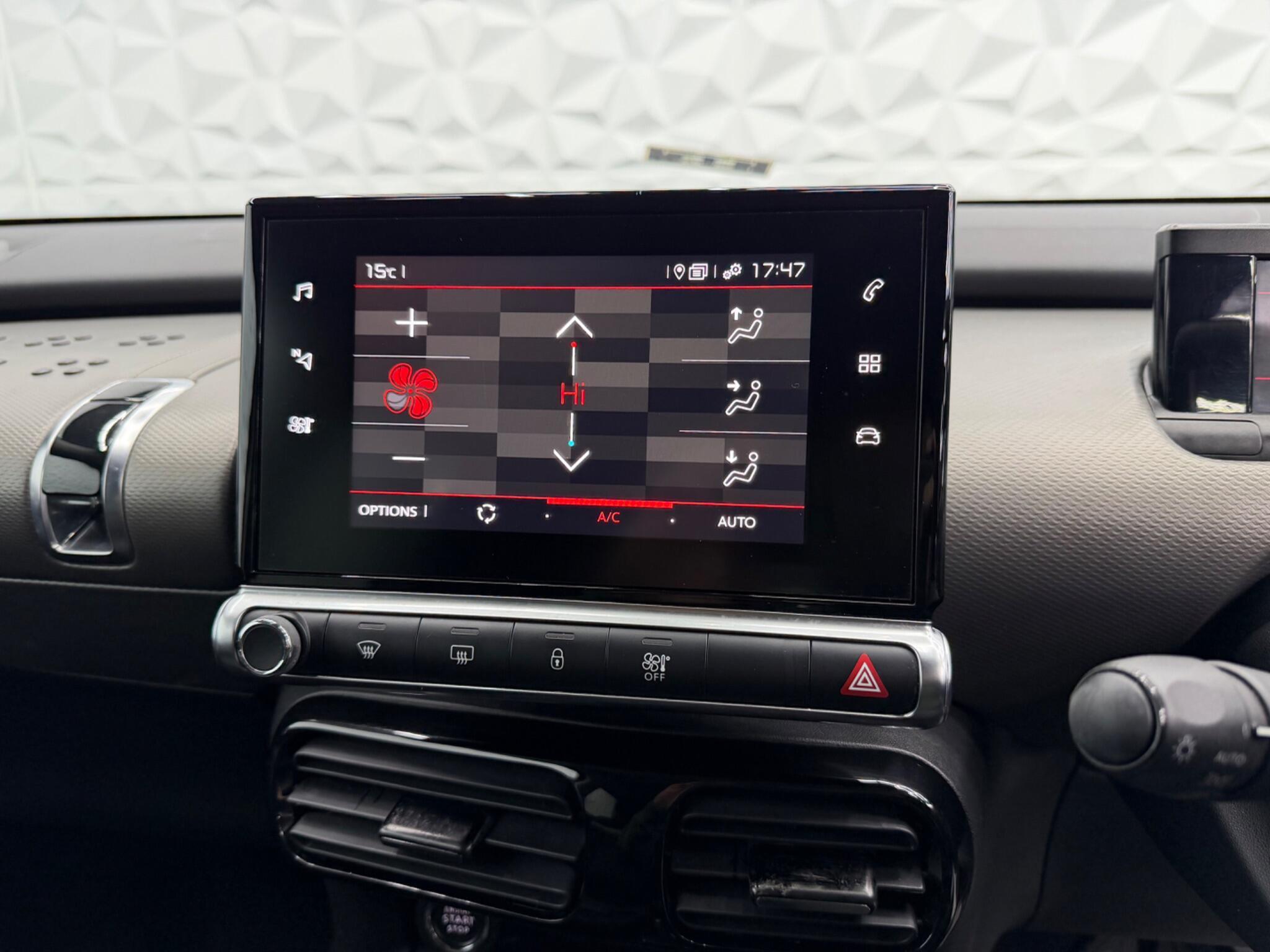 Citroen C4 Cactus - Image 21