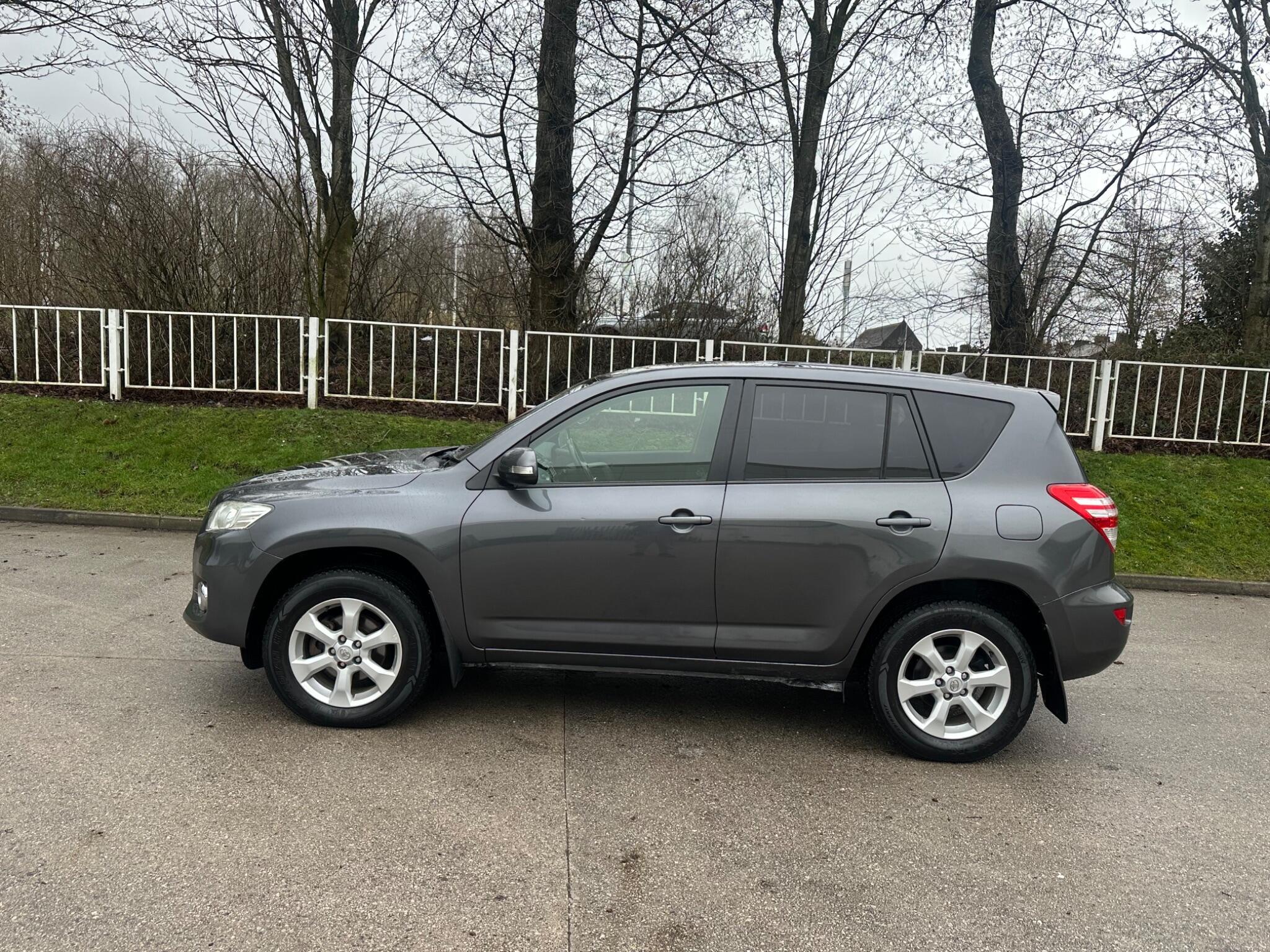 Toyota RAV4 - Image 44