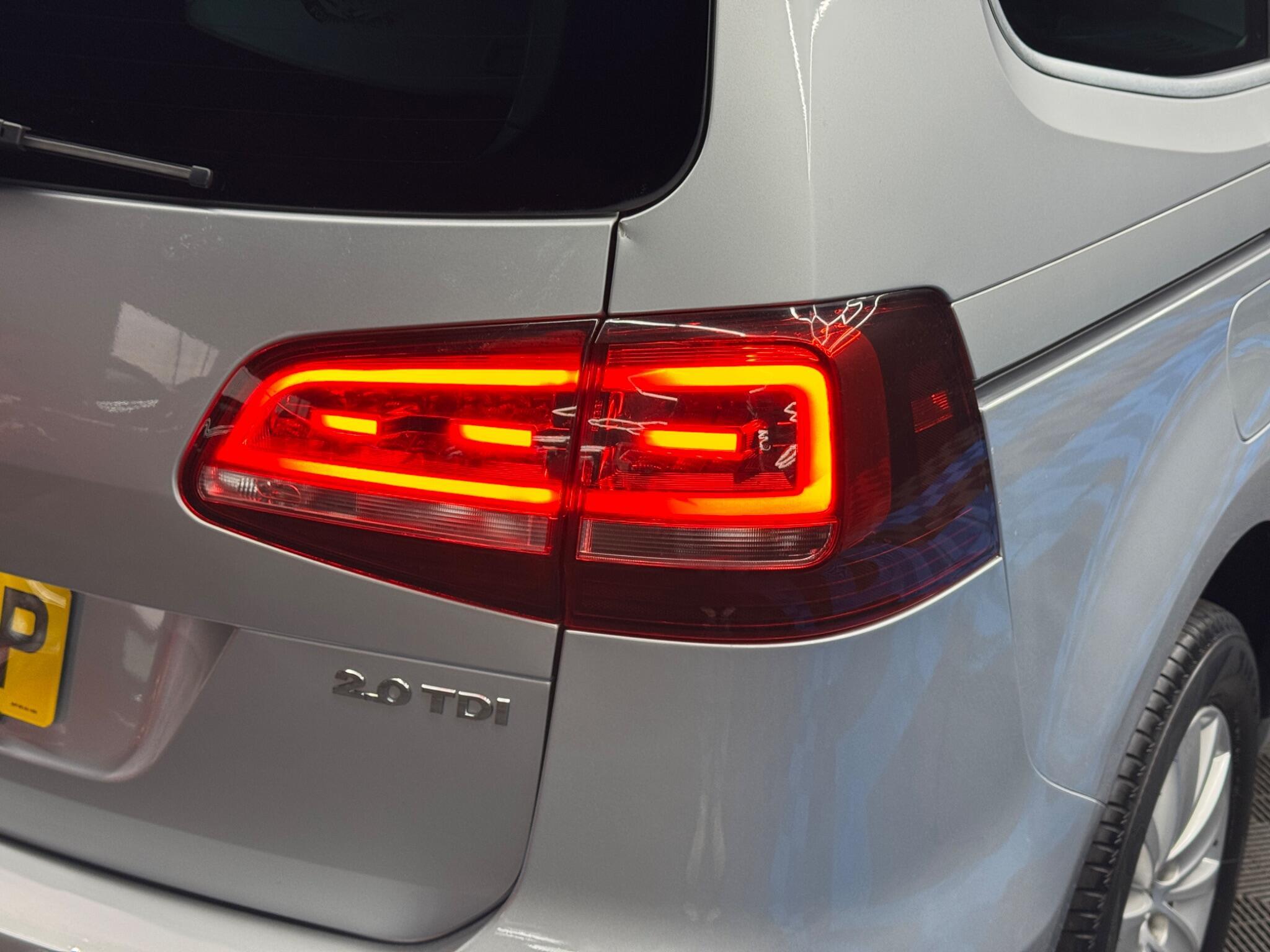 Volkswagen Sharan - Image 42