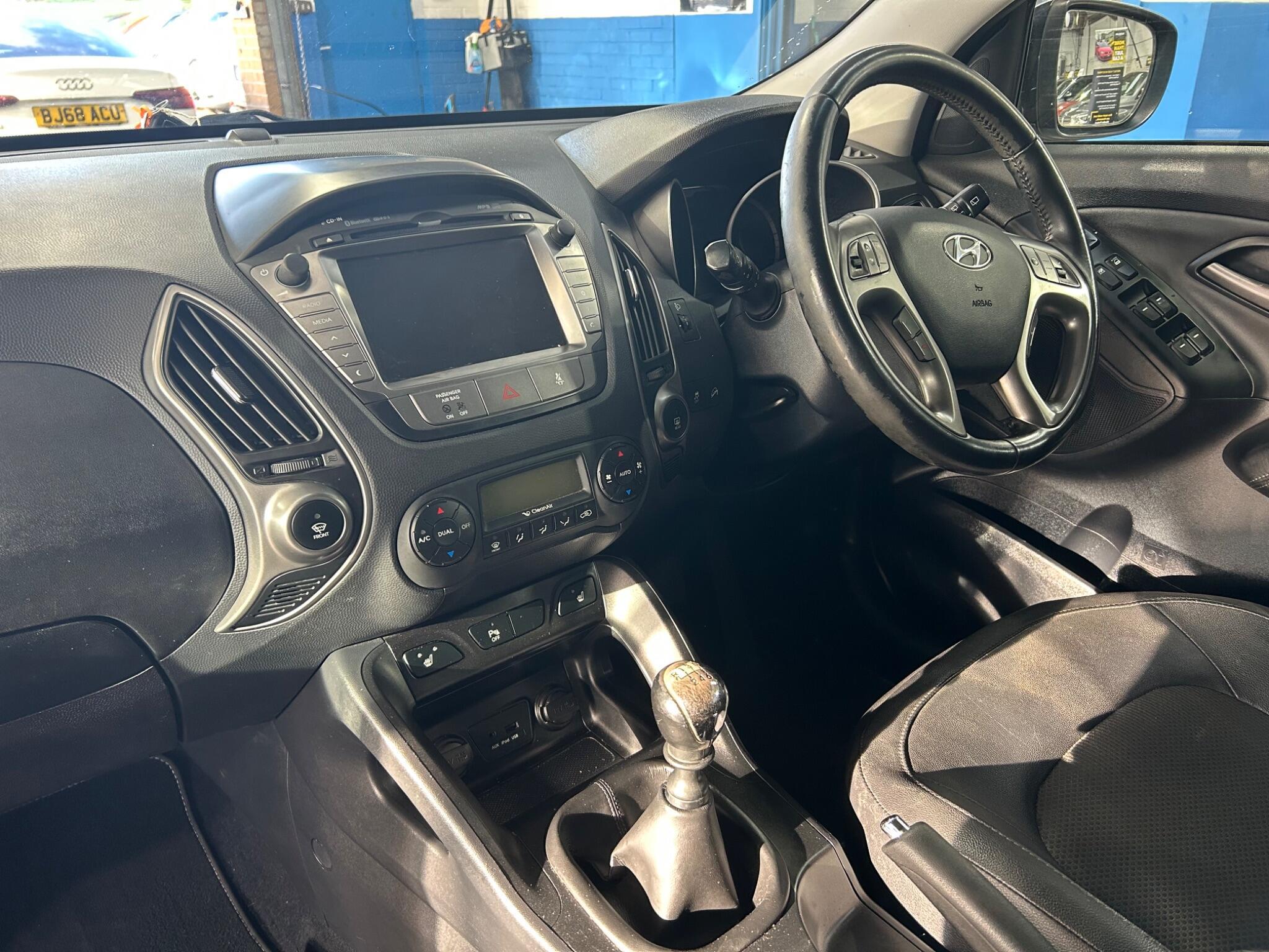 Hyundai ix35 - Image 20