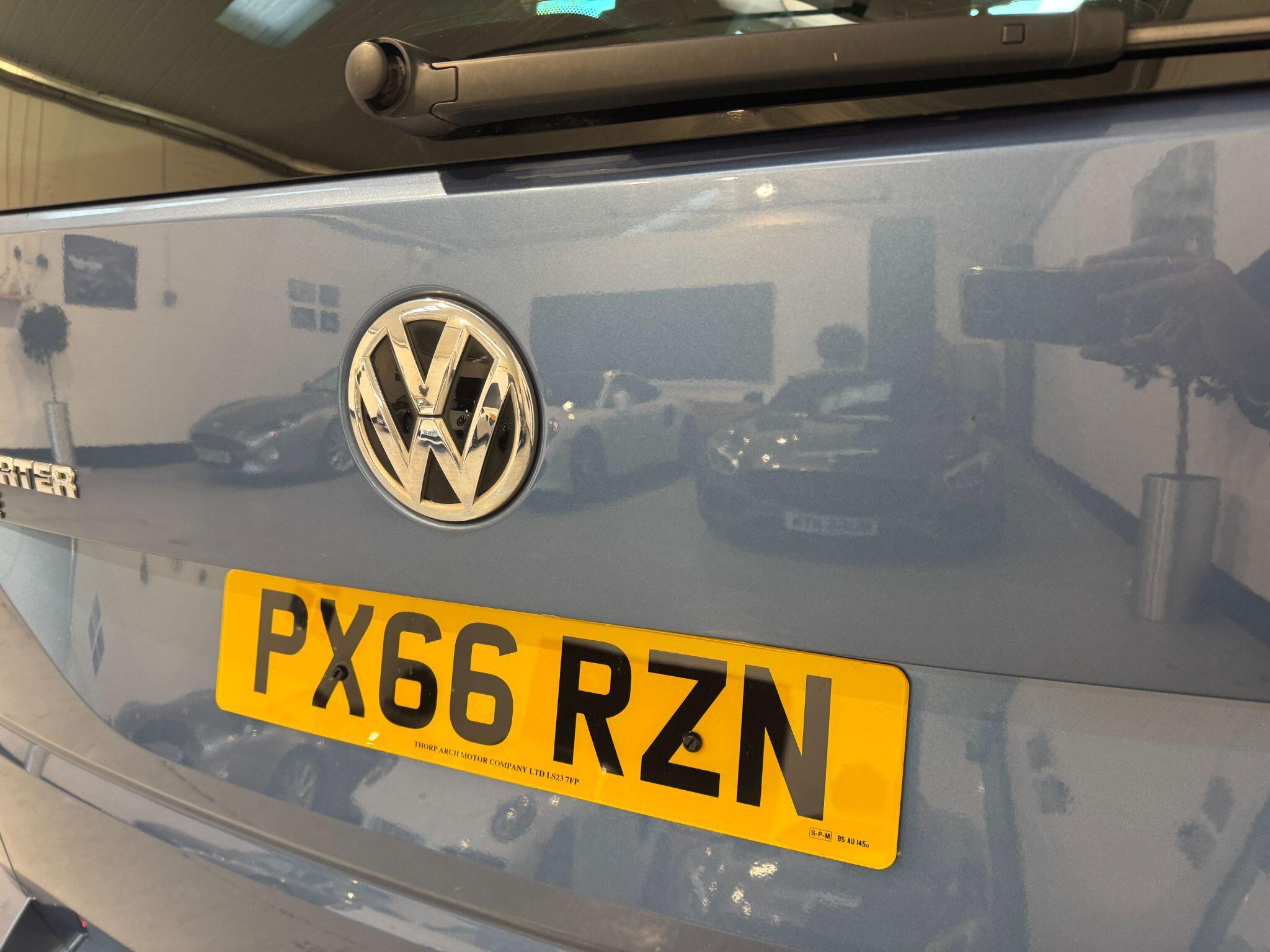 Volkswagen Transporter - Image 89