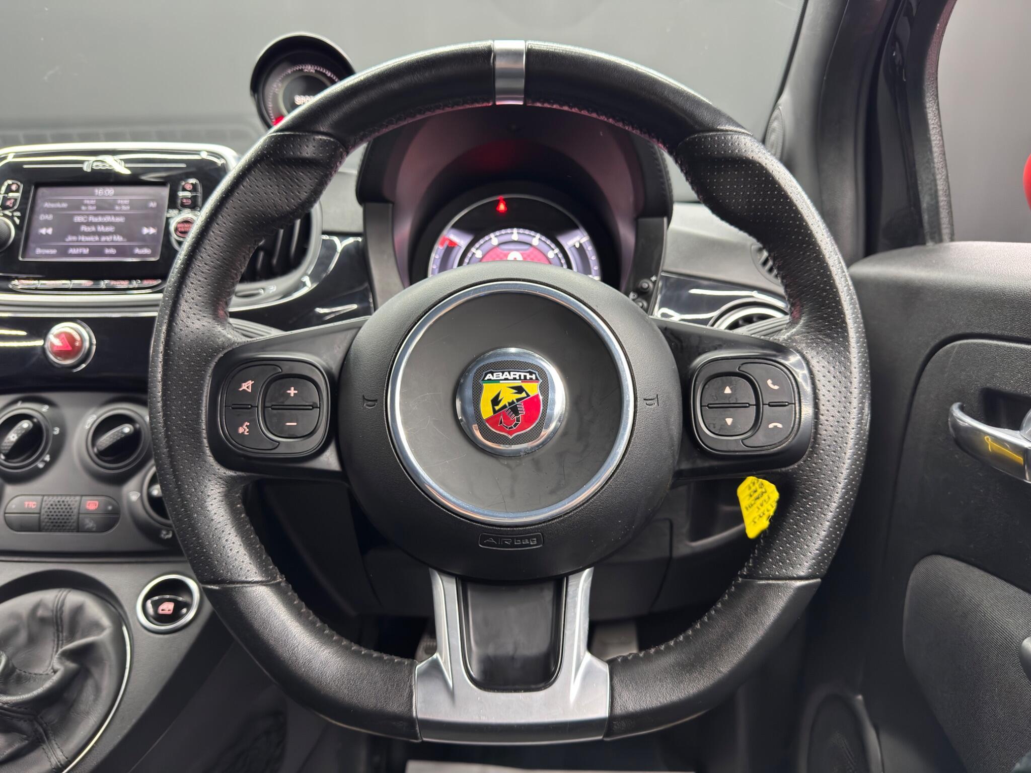Abarth 595 - Image 17