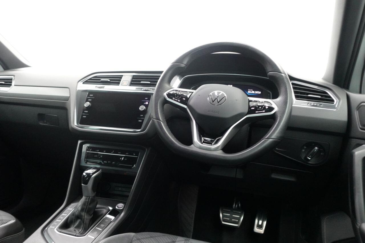 Volkswagen Tiguan - Image 19