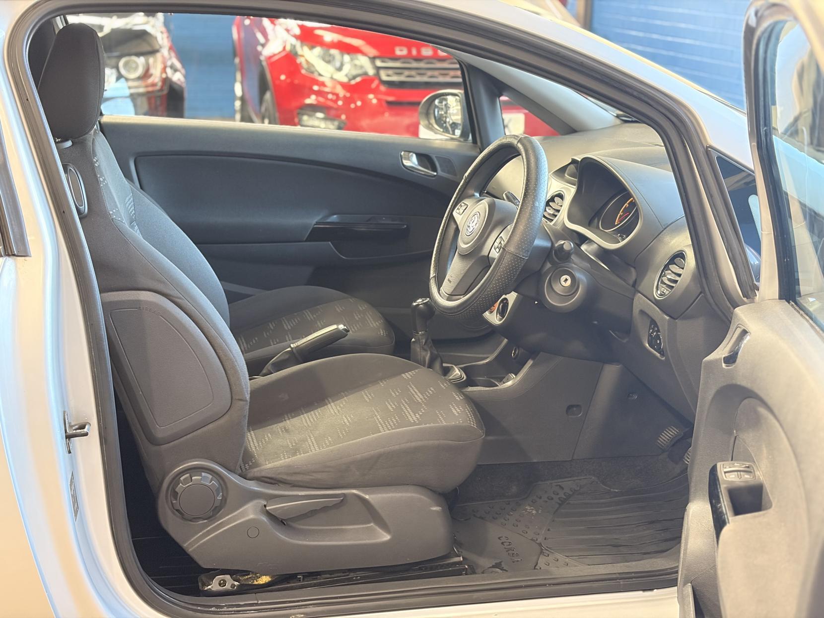 Vauxhall Corsa - Image 17