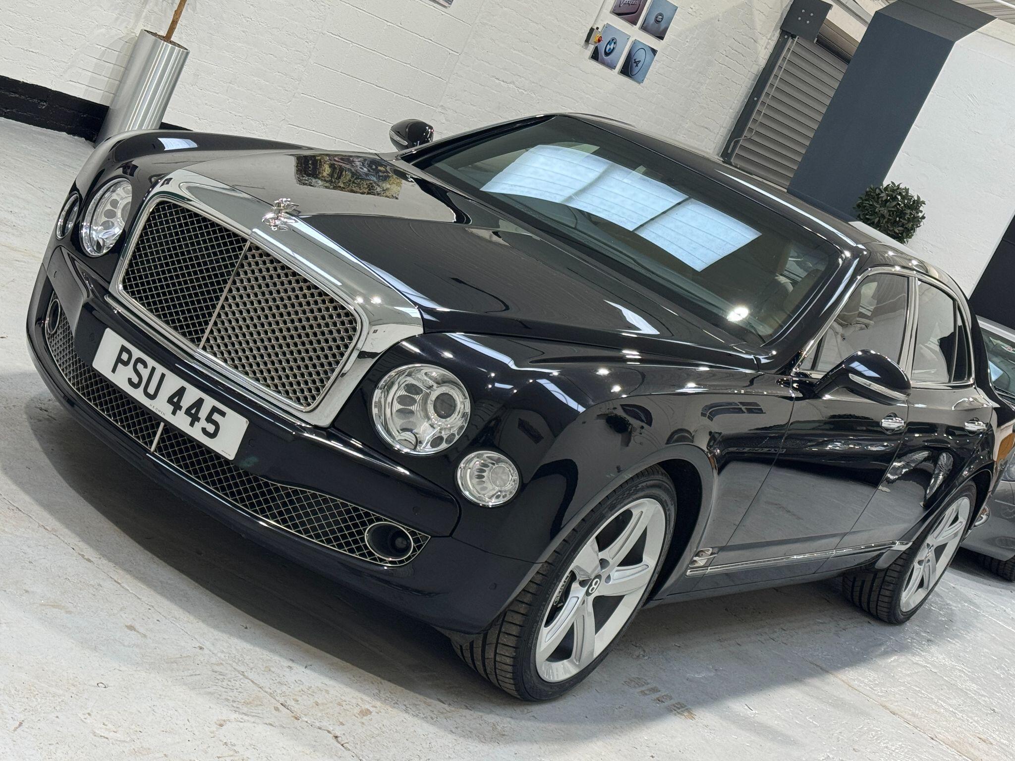 Bentley Mulsanne - Image 30