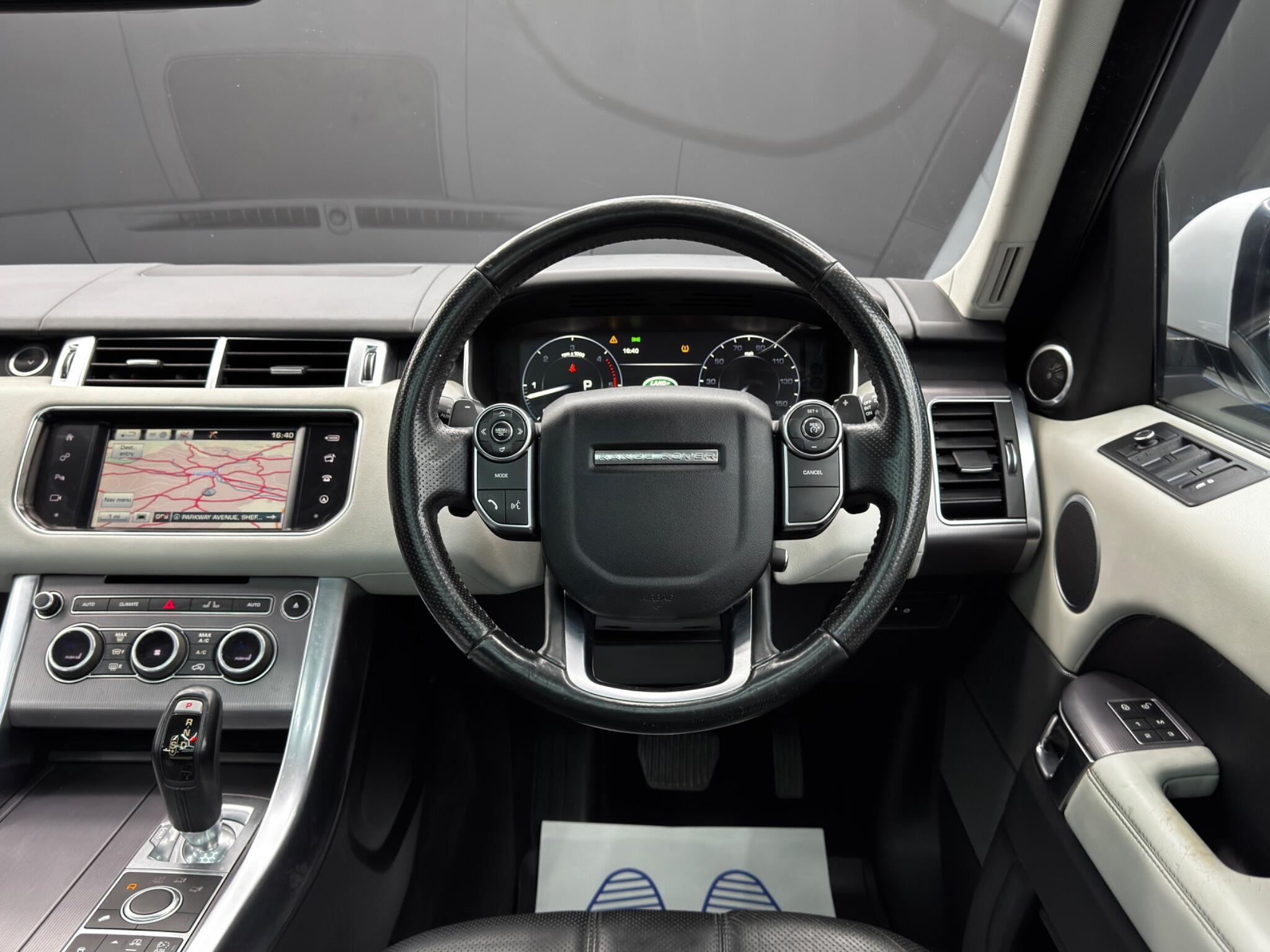 Land Rover RANGE ROVER SPORT - Image 18